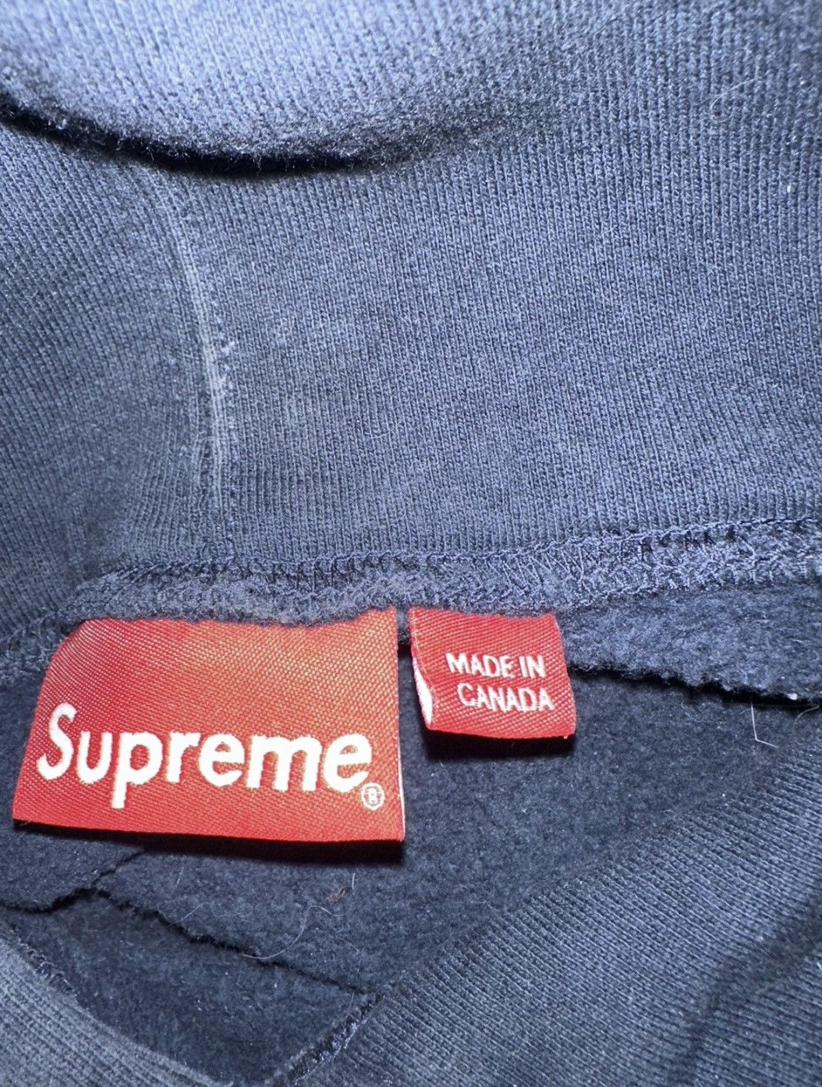 Supreme Supreme Size US L / EU 52-54 / 3 - 4 Thumbnail
