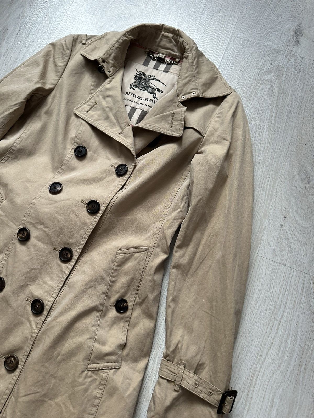 Burberry Vintage Burberry Womens trench Coat Size M / US 6-8 / IT 42-44 - 3 Thumbnail