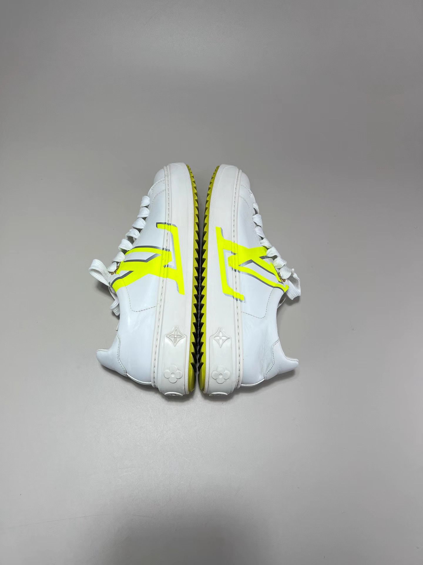 Louis Vuitton LOUIS VUITTON LV TIME OUT White & Yellow Sneakers Size US 7.5 / IT 37.5 - 5 Thumbnail