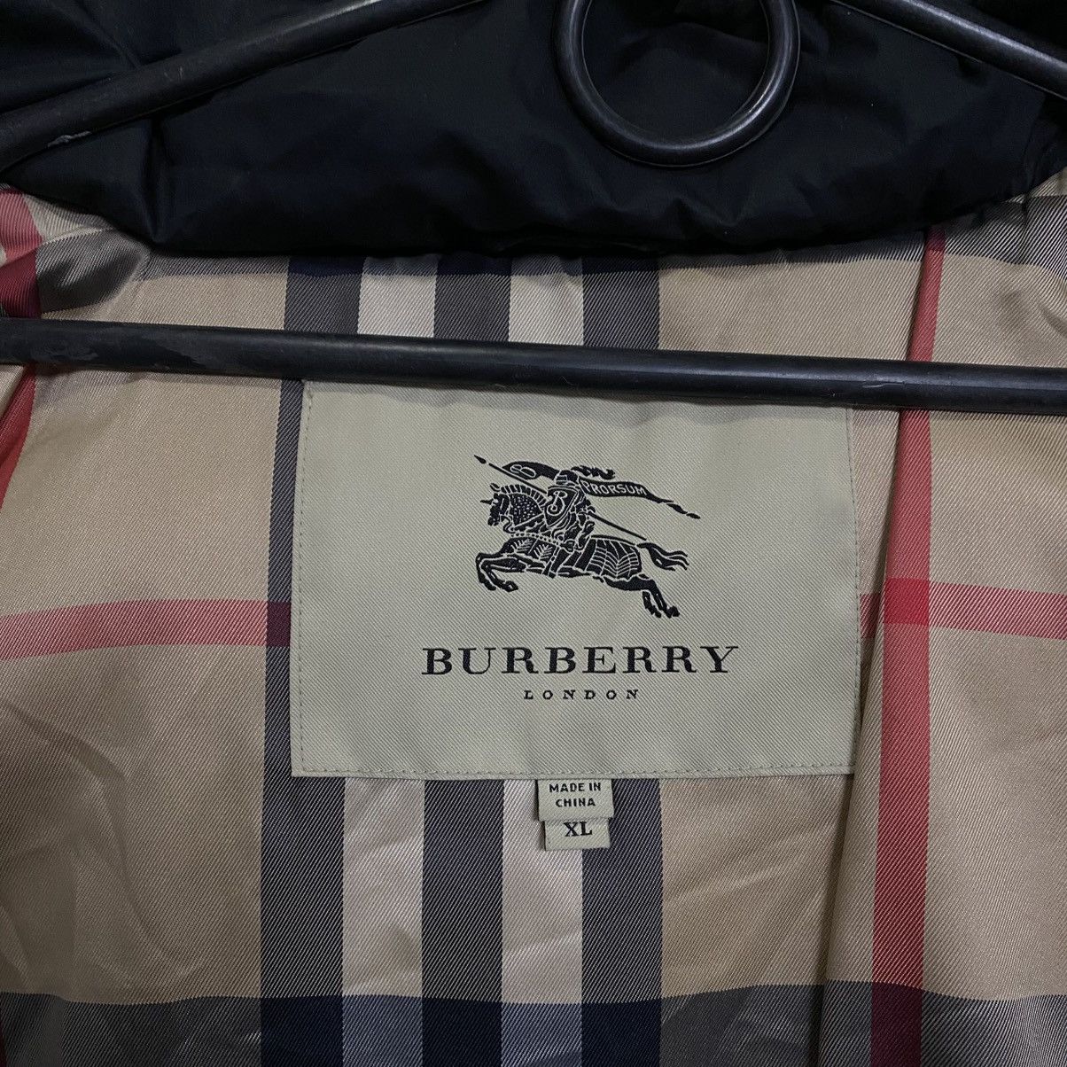 Burberry Vintage Burberry Puffer Jacket Size XL / US 12-14 / IT 48-50 - 15 Thumbnail