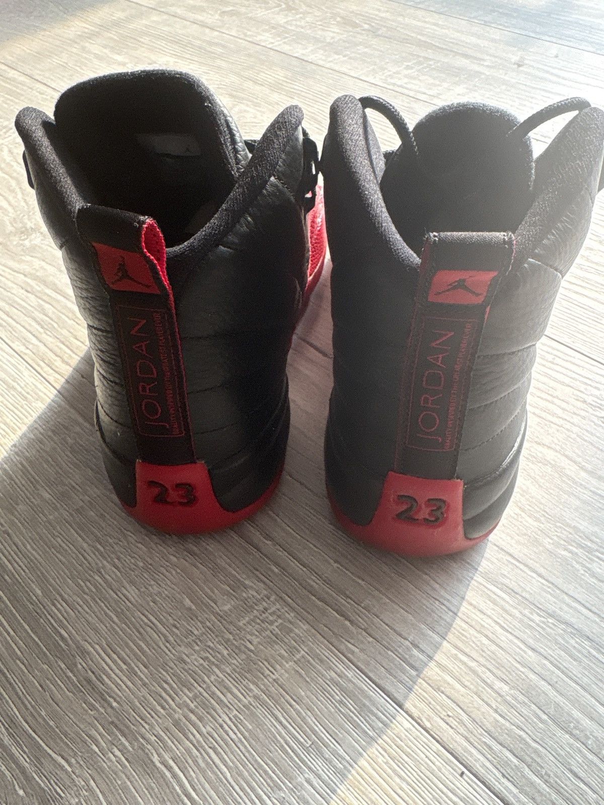Jordan Brand Jordan 12 ‘flu game’ 2015 pair 100% authentic w/ Orginal box Size US 6 / EU 39 - 8 Thumbnail