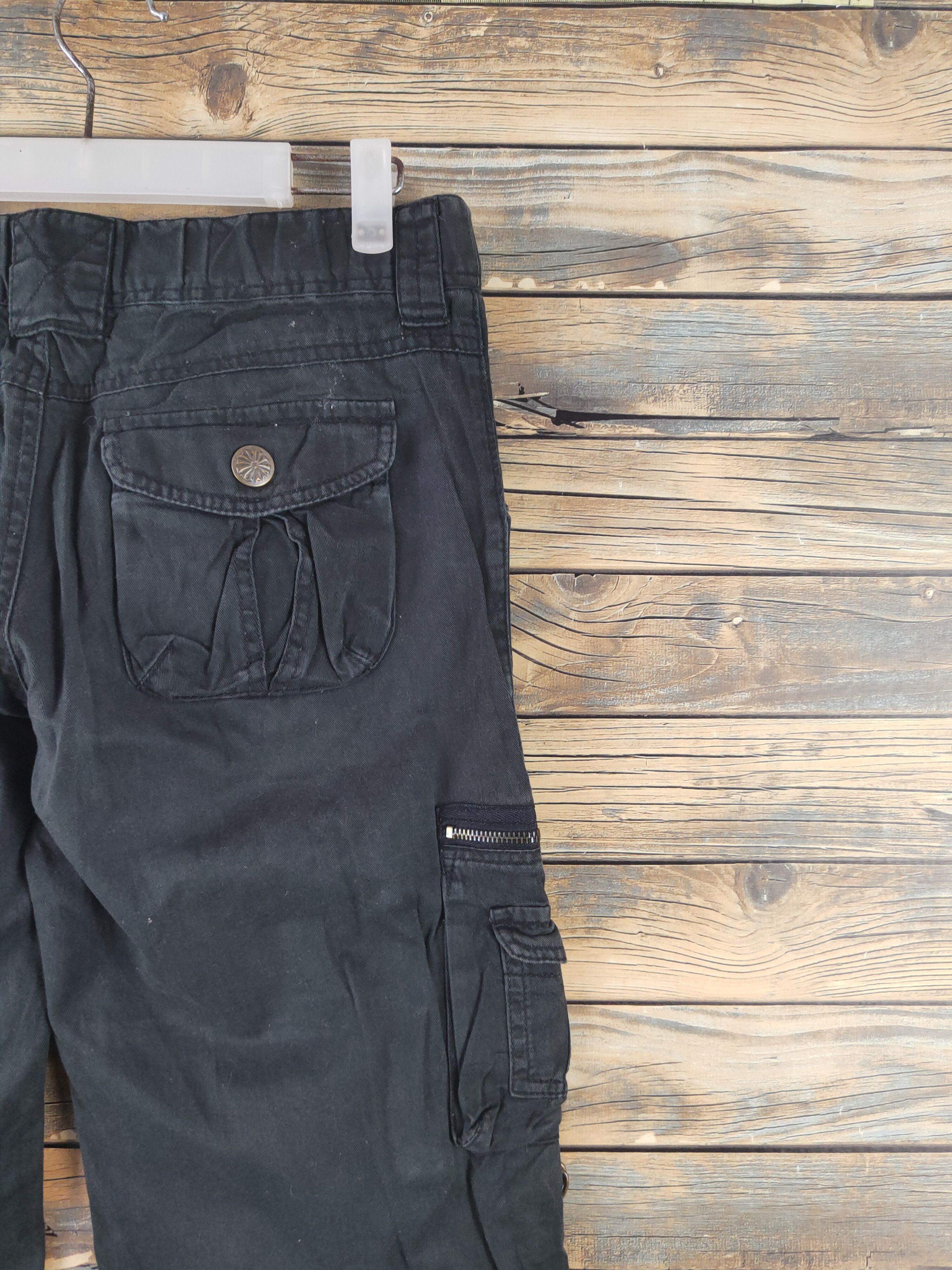 Japanese Brand DL Japanese Brand Black Multipocket Cargo Pants #1910 Size US 31 - 10 Thumbnail