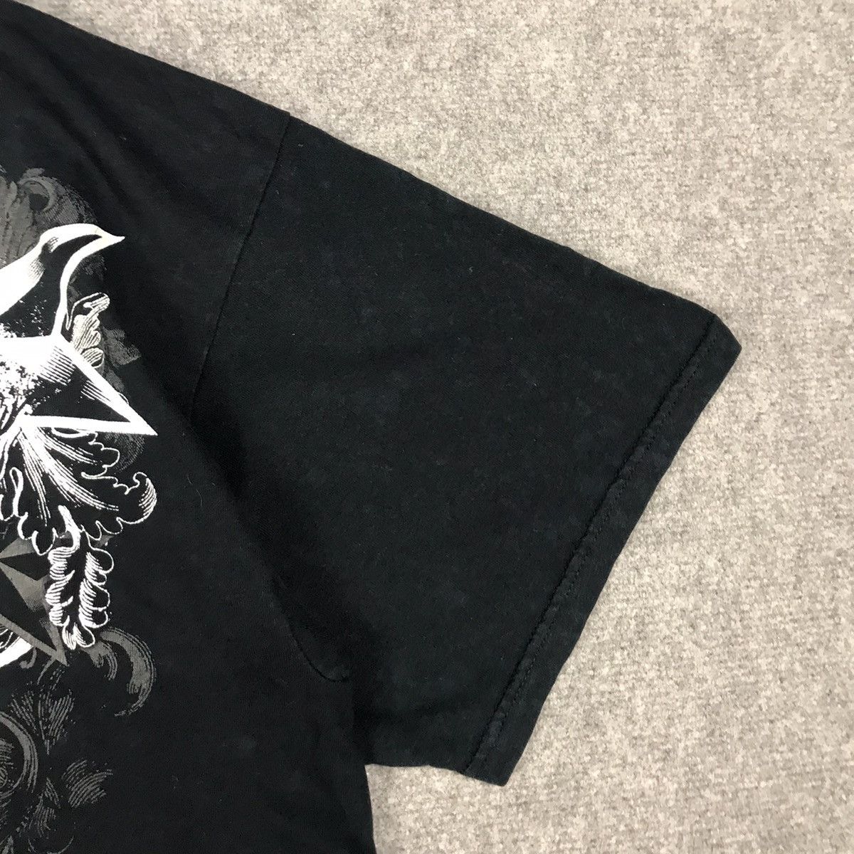 Japanese Brand SKULL DESIGN FADED TSHIRT Size US L / EU 52-54 / 3 - 5 Thumbnail