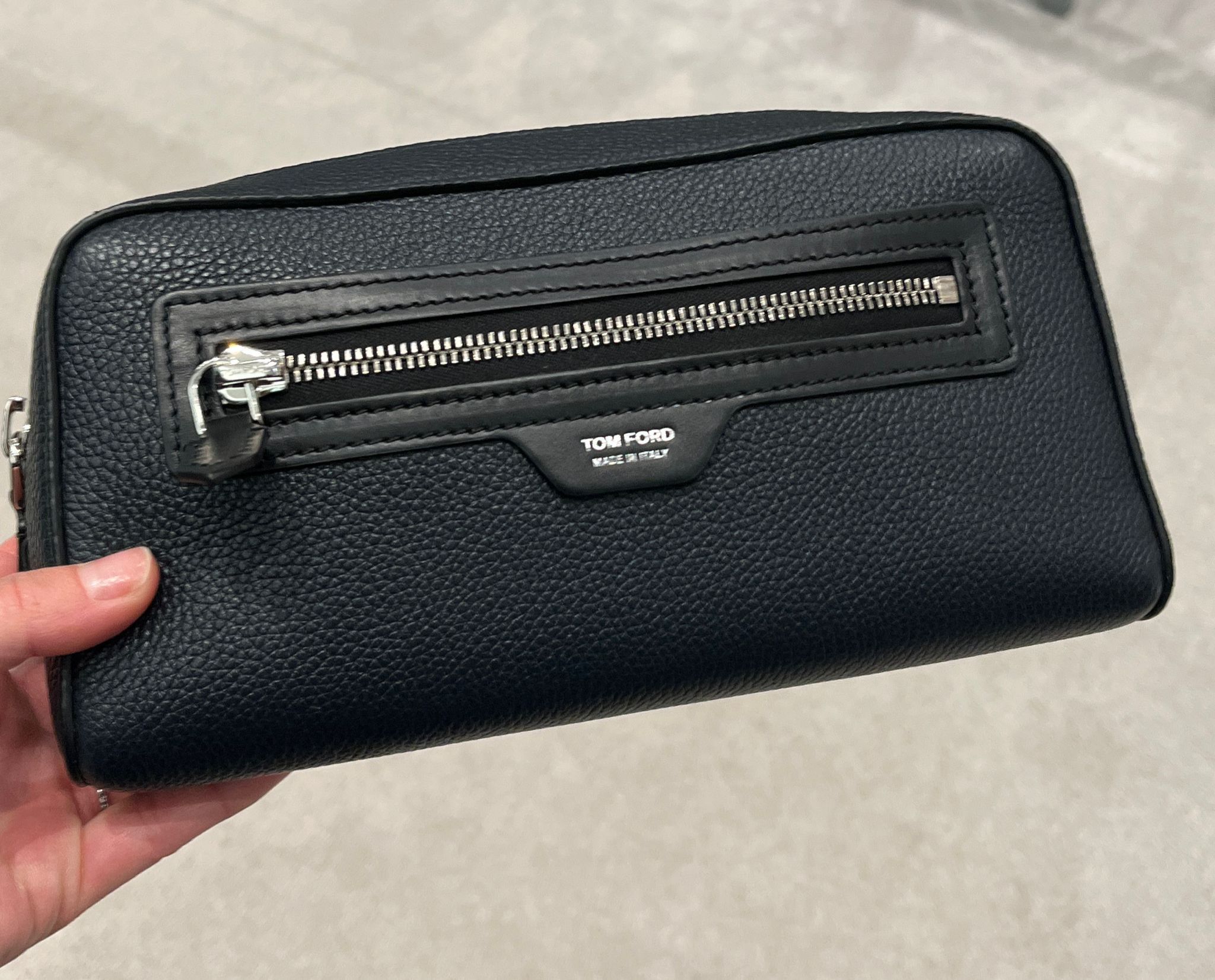Tom Ford o1loc1c0525 Y0356 Size: OS / Smart Toiletry Case Navy Blue Size ONE SIZE - 1 Thumbnail