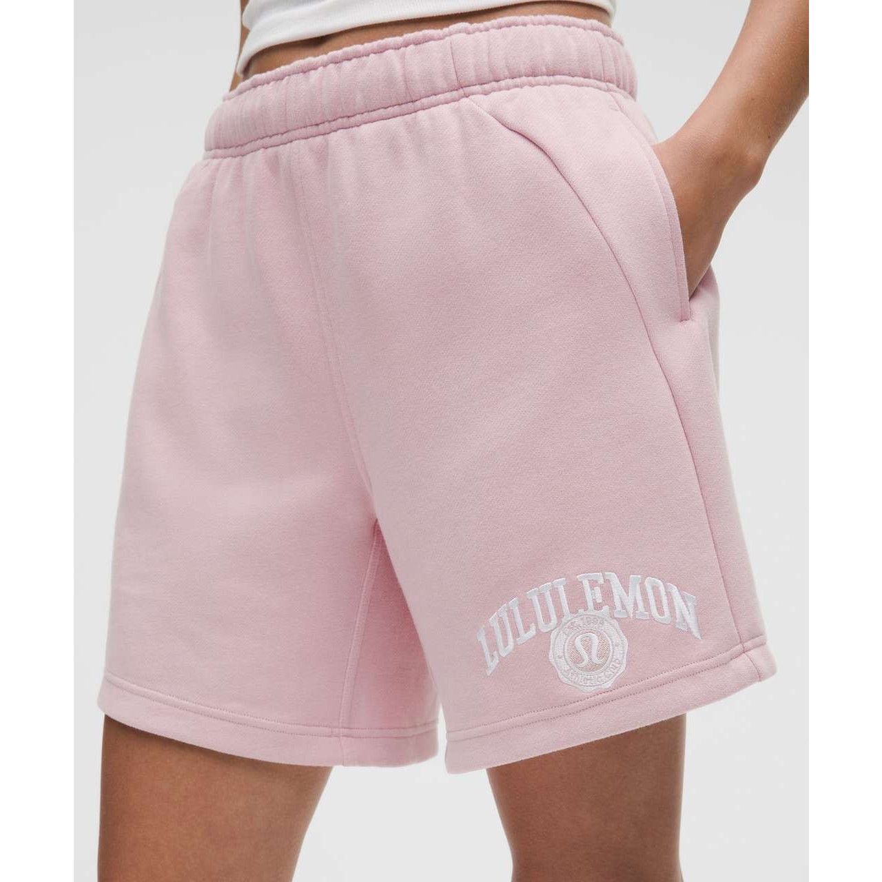 Lululemon $88 New Lululemon Scuba Oversized Mid Rise Short - Pink - S Size 28" / US 6 / IT 42 - 1 Thumbnail
