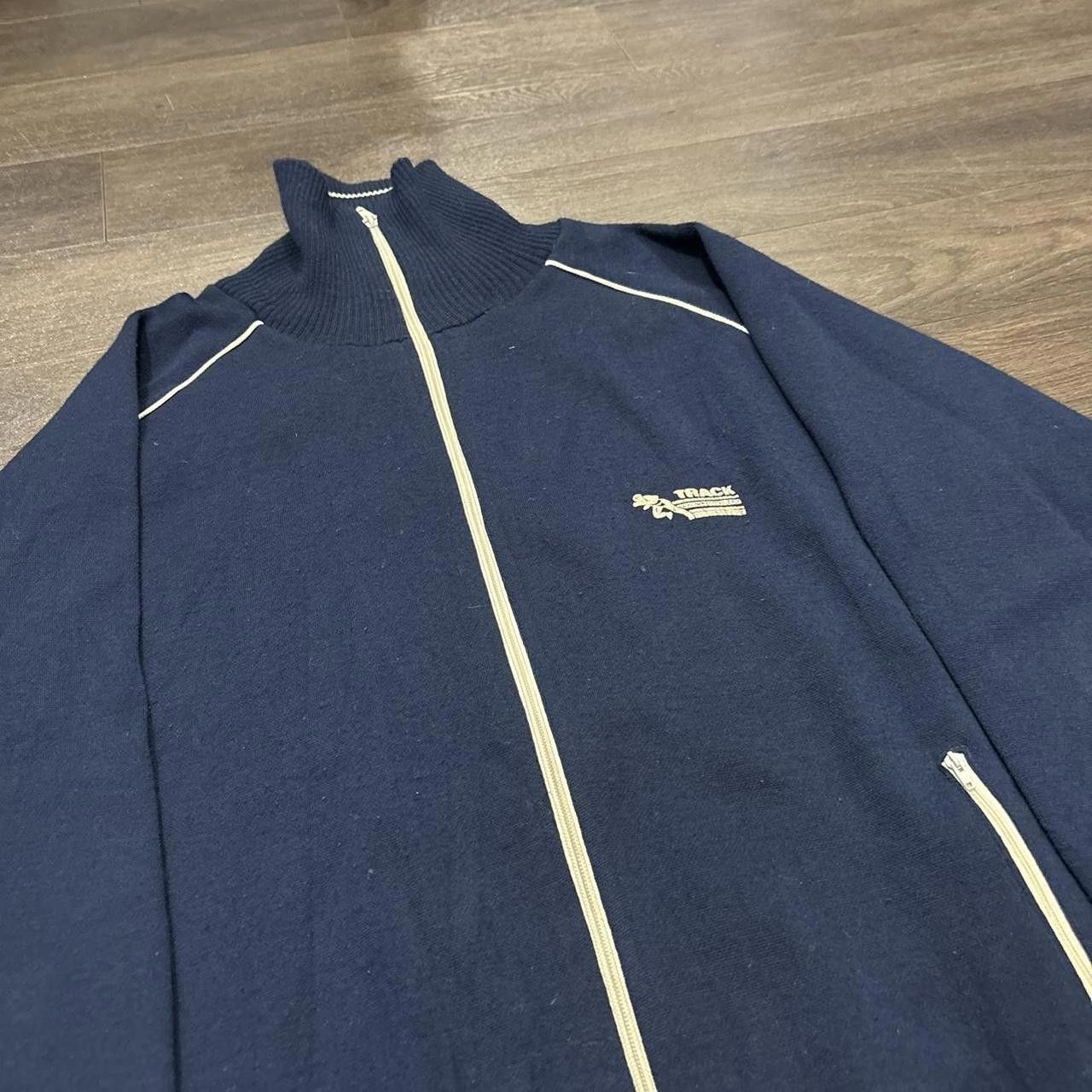 Carhartt Vintage true vintage track jacket 70s L Size US L / EU 52-54 / 3 - 1 Thumbnail