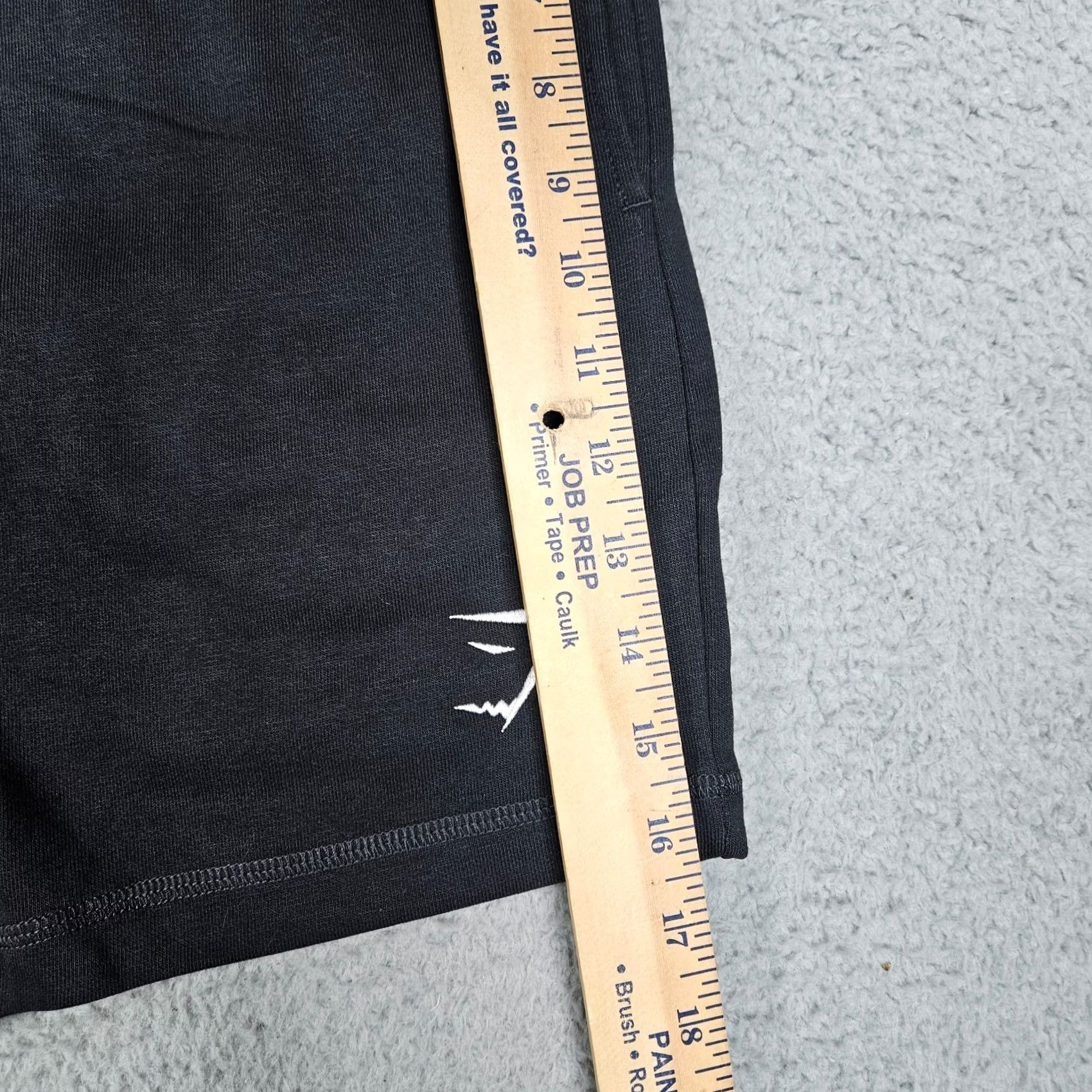 Gymshark Gymshark Men’s Crest Slim fit Sweatshort Black Sz S Size US 29 - 3 Thumbnail