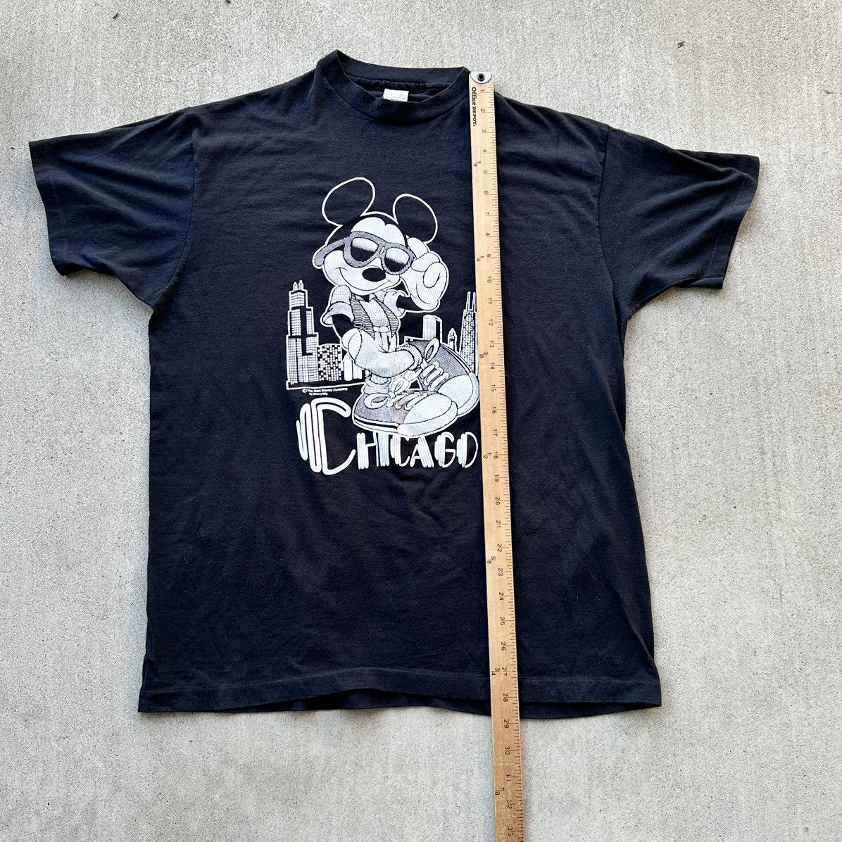 Disney Vintage Mickey Mouse T Shirt Disney Chicago 80s Size US L / EU 52-54 / 3 - 6 Thumbnail