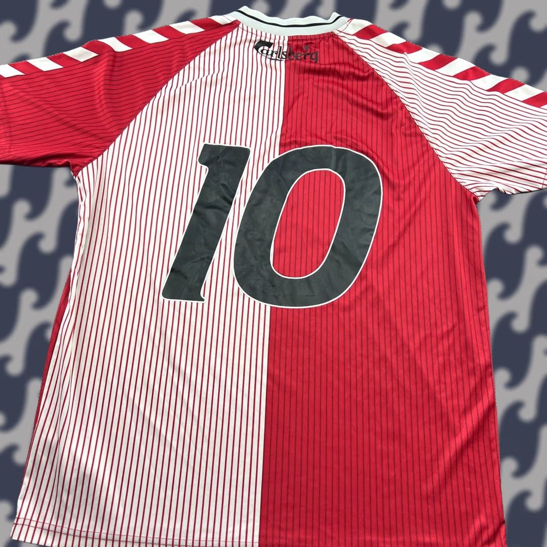 Hummel Hummel Denmark Football Jersey 1986 Preben Elkjaer #10 Shirt 2XL Multicolor Striped Short Sleeve Jersey Mens Size US XXL / EU 58 / 5 - 1 Thumbnail