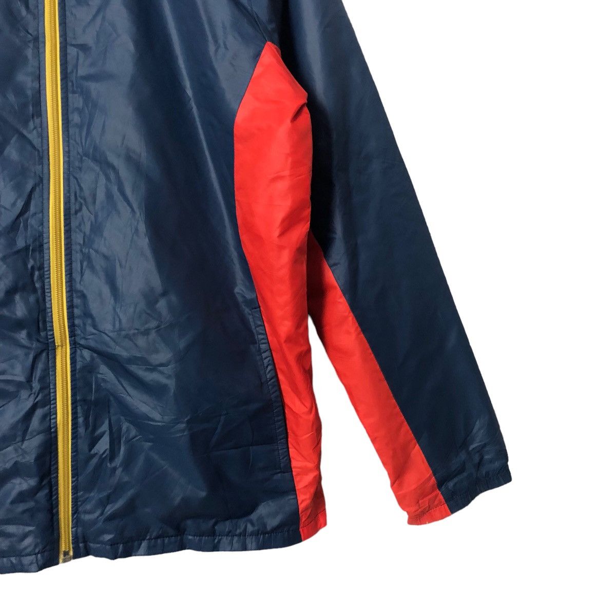 Adidas Vintage Adidas Small Logo Zipper Ups Jacket Size US L / EU 52-54 / 3 - 2 Thumbnail