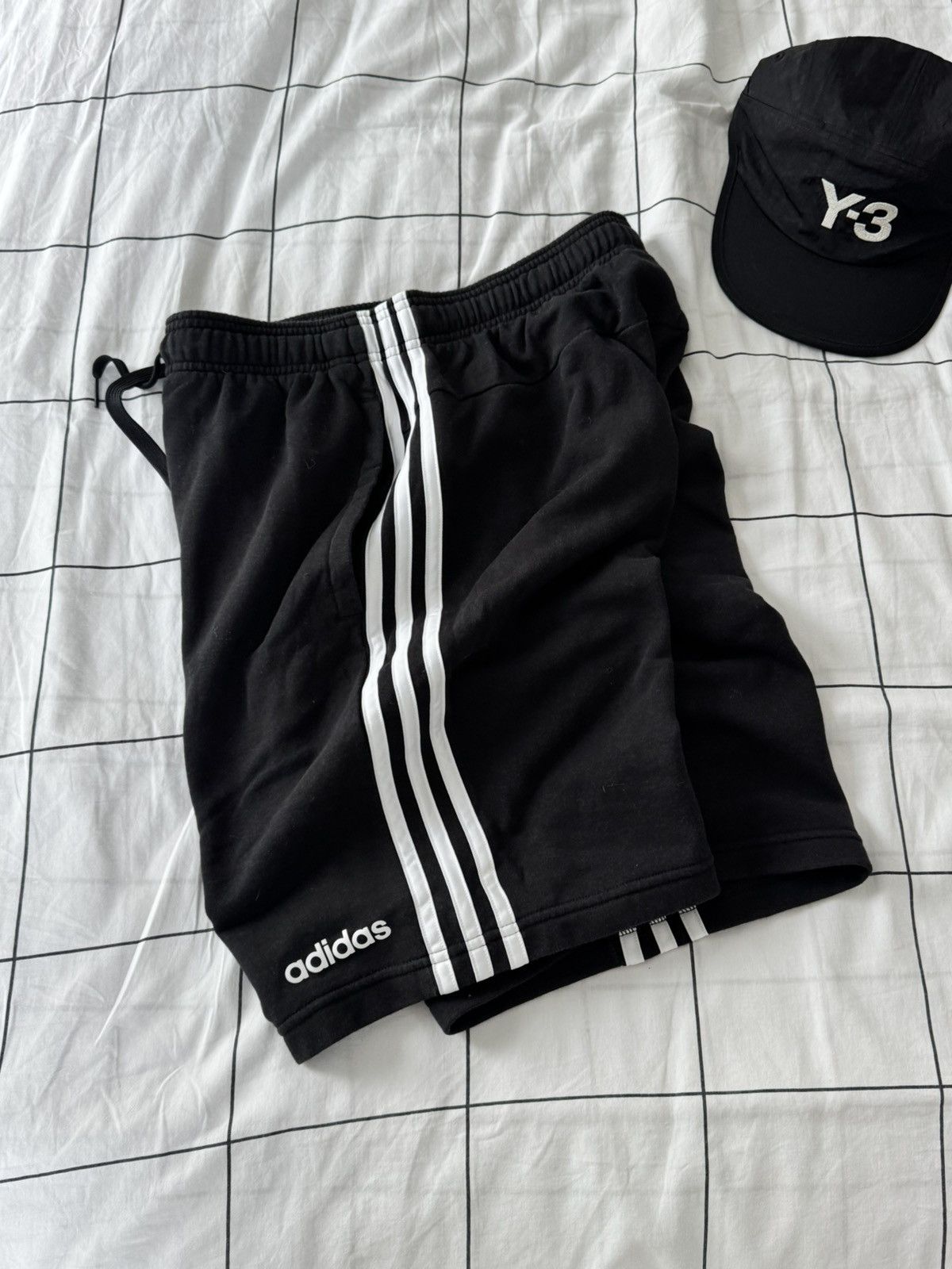 Adidas Adidas Baggy Shorts Balenciaga Style Size US 32 / EU 48 - 2 Thumbnail
