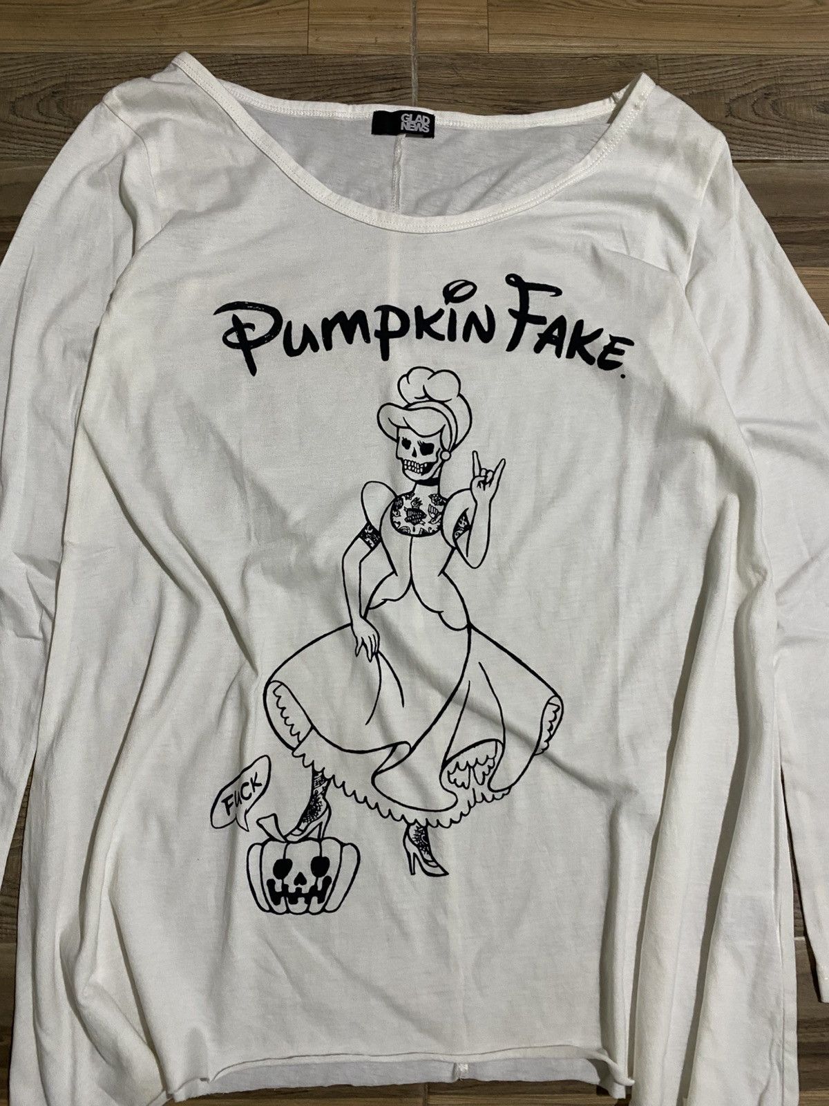 Japanese Brand × Vintage PUMPKIN FAKE GLAD NEWS ASYMMETRICAL LONG SLEEVE Size ONE SIZE - 2 Thumbnail