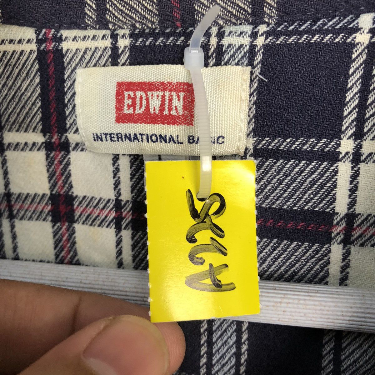Edwin × Flannel Edwin Purple Checkred Flannel #A273 Size US L / EU 52-54 / 3 - 11 Thumbnail