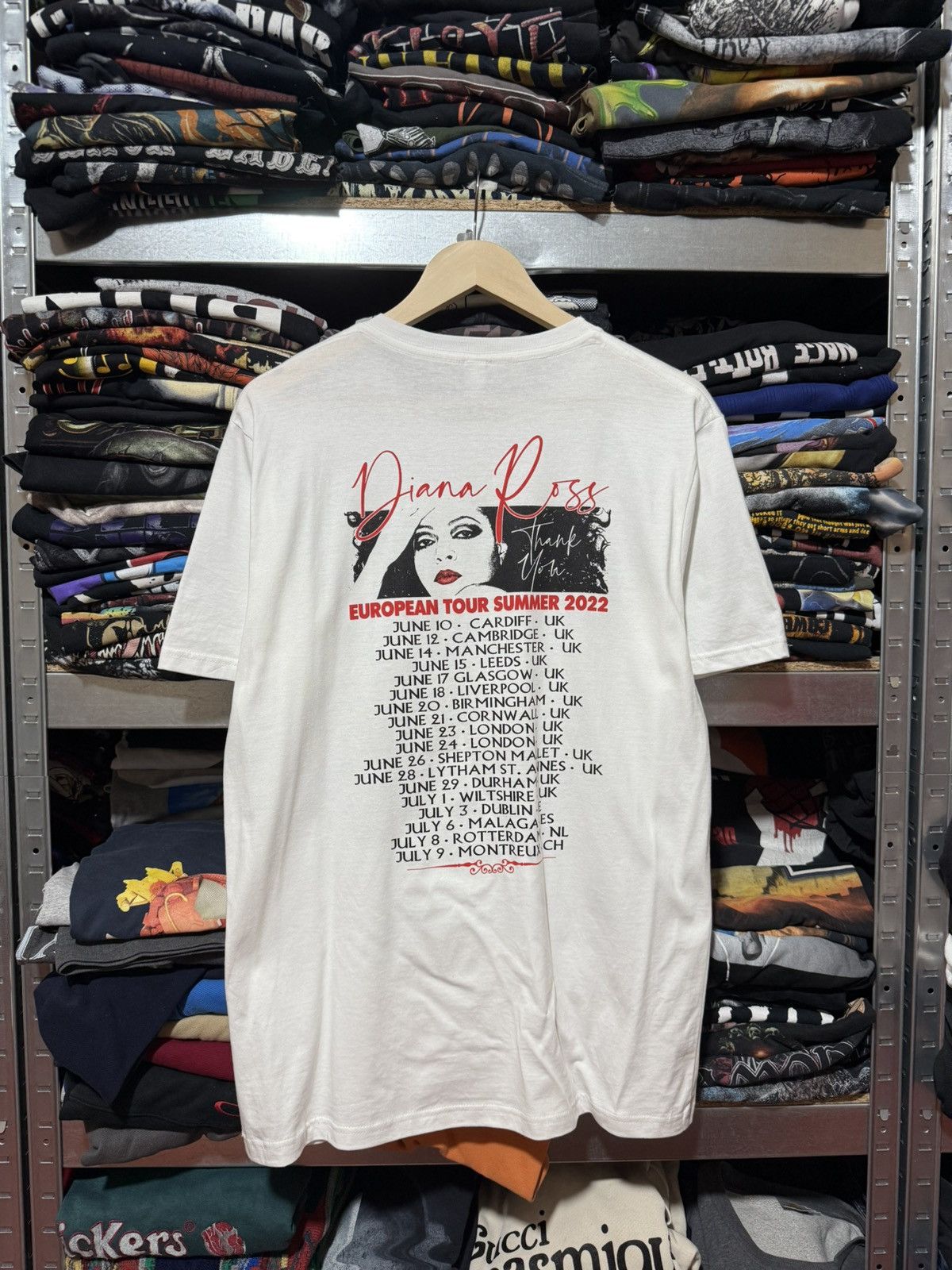 Band Tees Diana Ross Thank You European Tour 2022 T-Shirt Y2K Hype Size US L / EU 52-54 / 3 - 2 Thumbnail