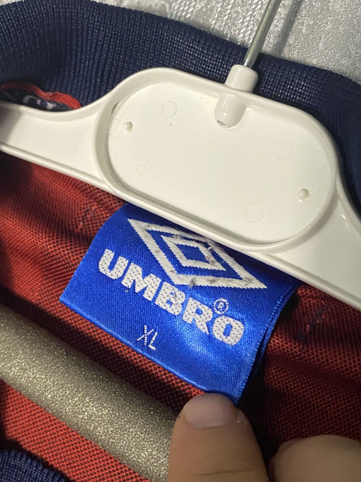 Umbro × Vintage Vintage England Umbro Soccer Football Jersey Away 1996/97 Size US XL / EU 56 / 4 - 3 Thumbnail