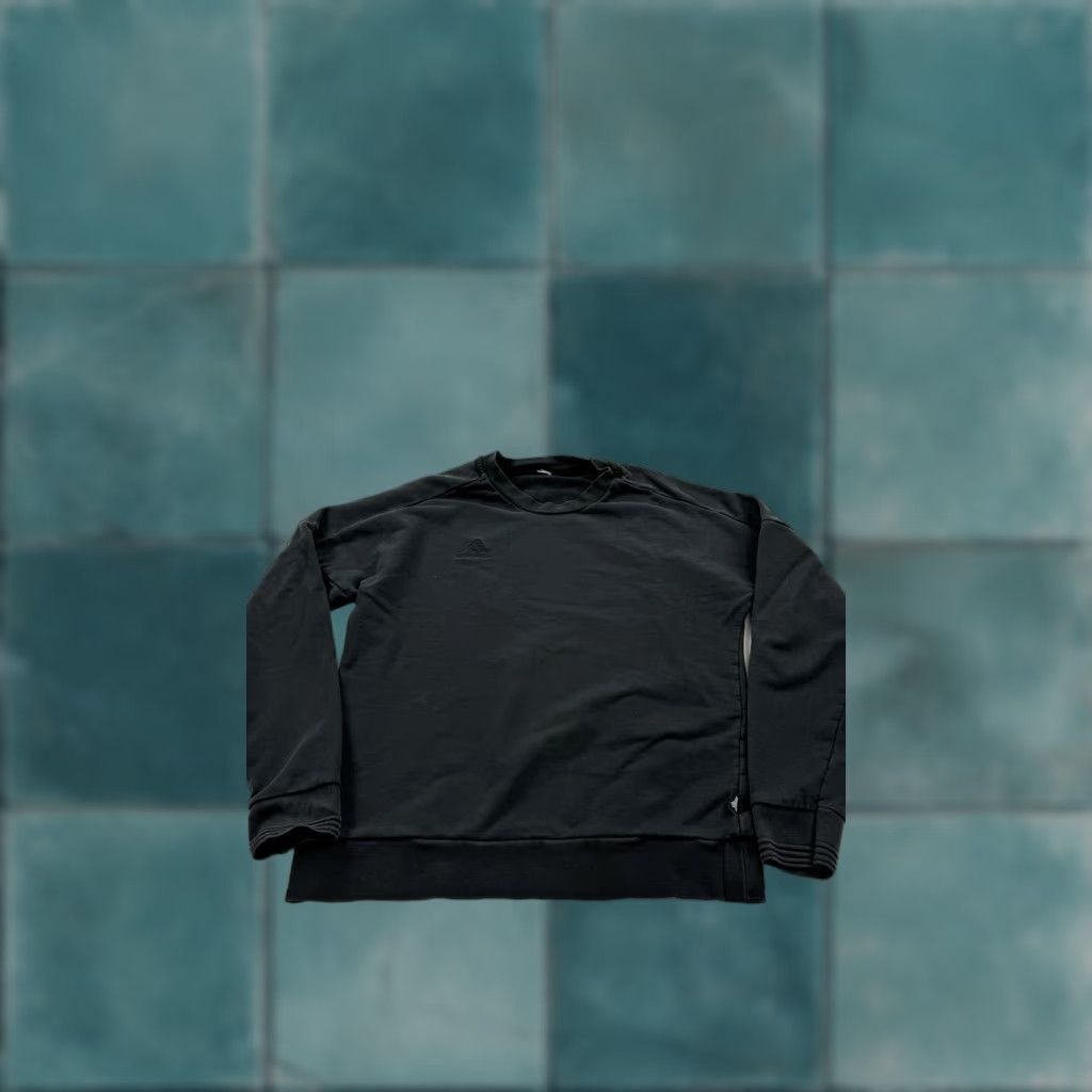 Adidas Adidas Sweatshirt Mens M Black Crewneck Tonal Embroidered Logo Back Print Size US M / EU 48-50 / 2 - 1 Thumbnail