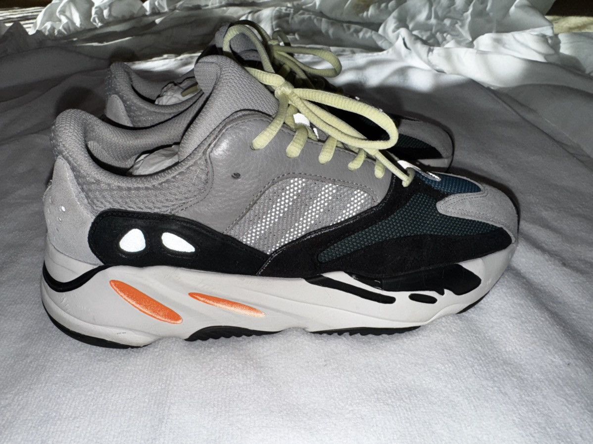 Yeezy Yeezy 350 Wave runner Size US 9.5 / EU 42-43 - 5 Thumbnail
