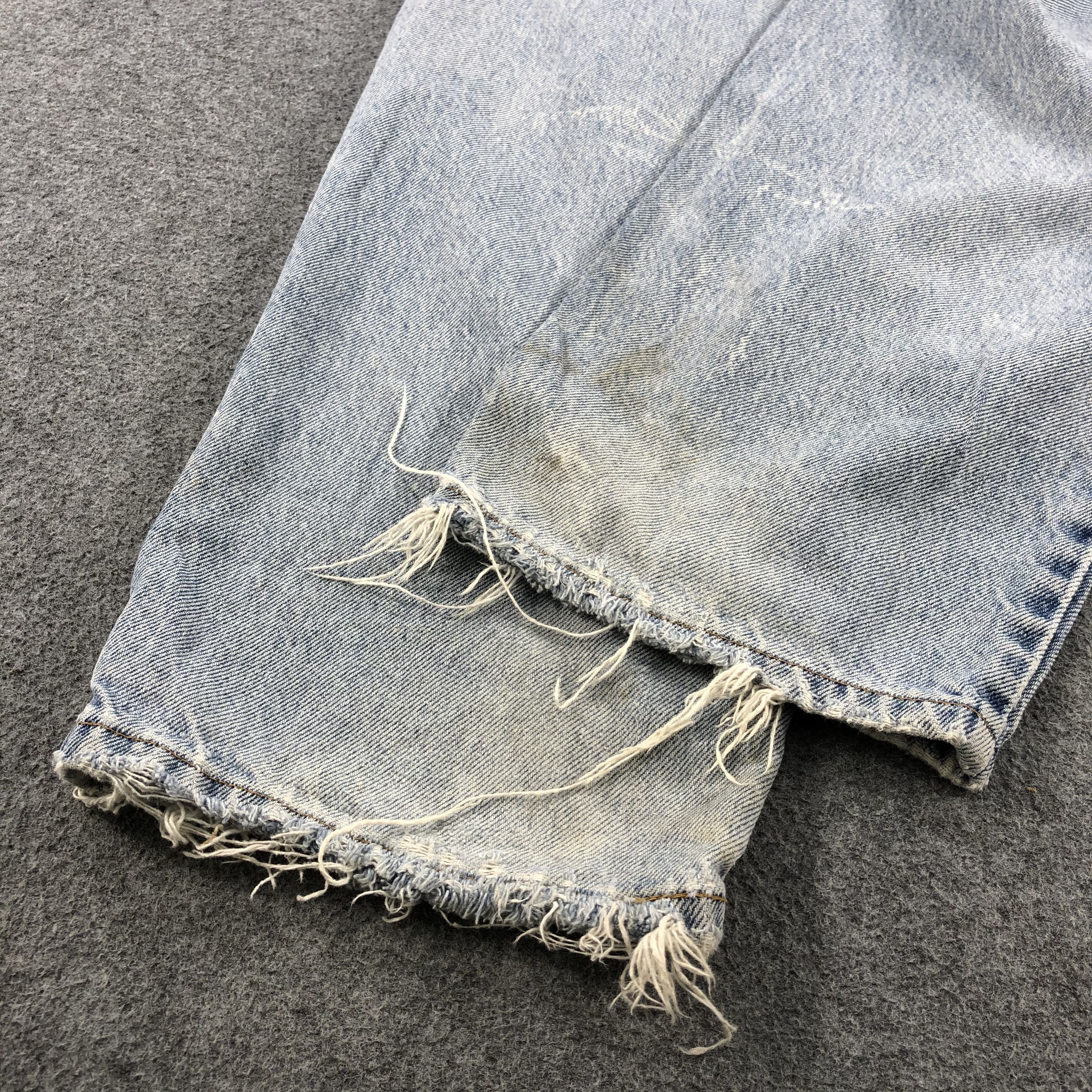 Levi's × Vintage Vintage 90s Light Wash Levis 560 Jeans-JM1771 Size US 37 - 5 Thumbnail