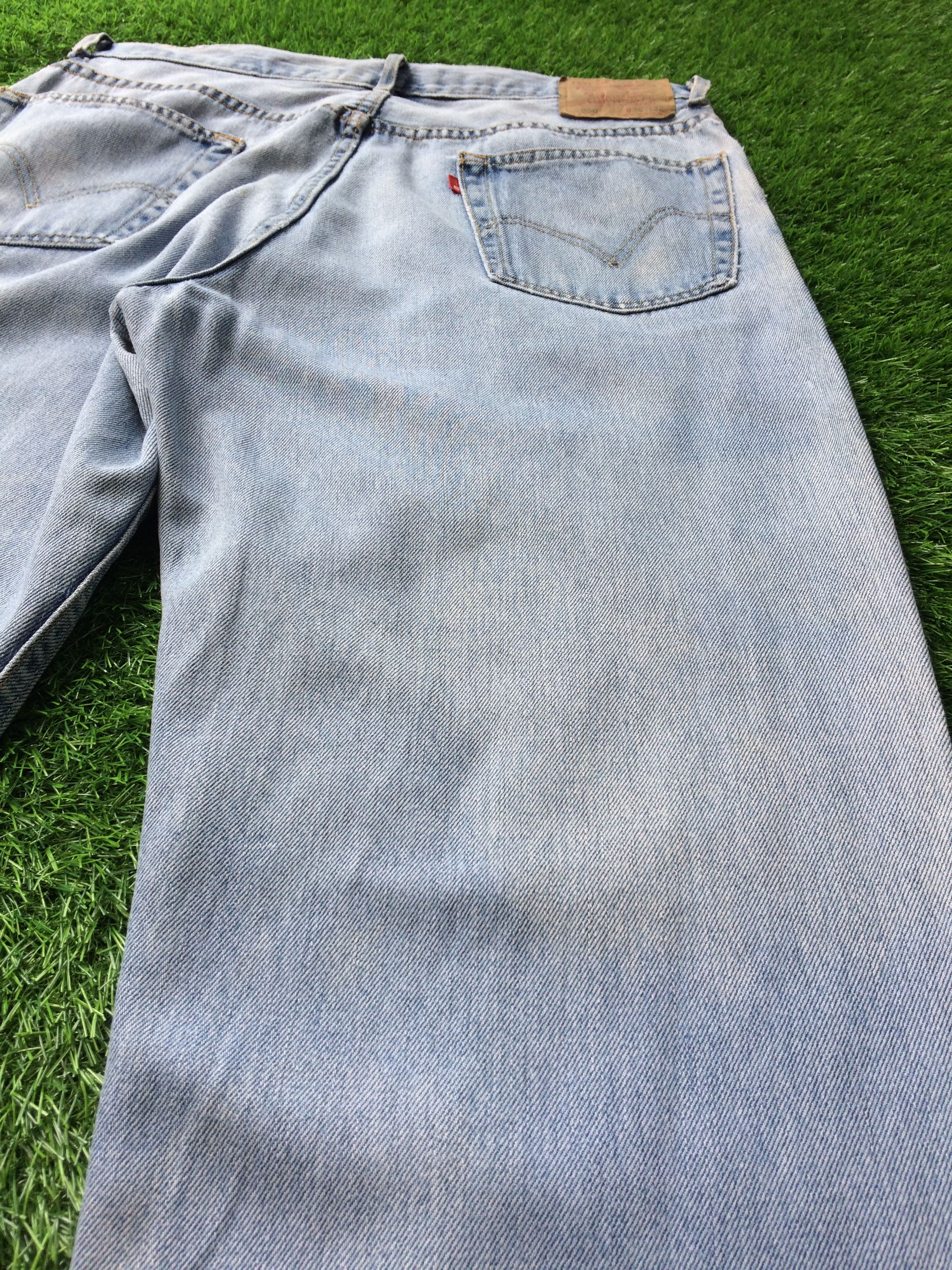 Levi's × Vintage Distressed Levis 550 Dirty Jeans D-749 Size US 34 / EU 50 - 6 Thumbnail