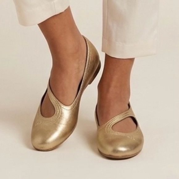 Puma Vintage Y2K Puma Bronzy Gold Ballet Sneaker Flats - 7US Size US 7 / IT 37 - 1 Thumbnail