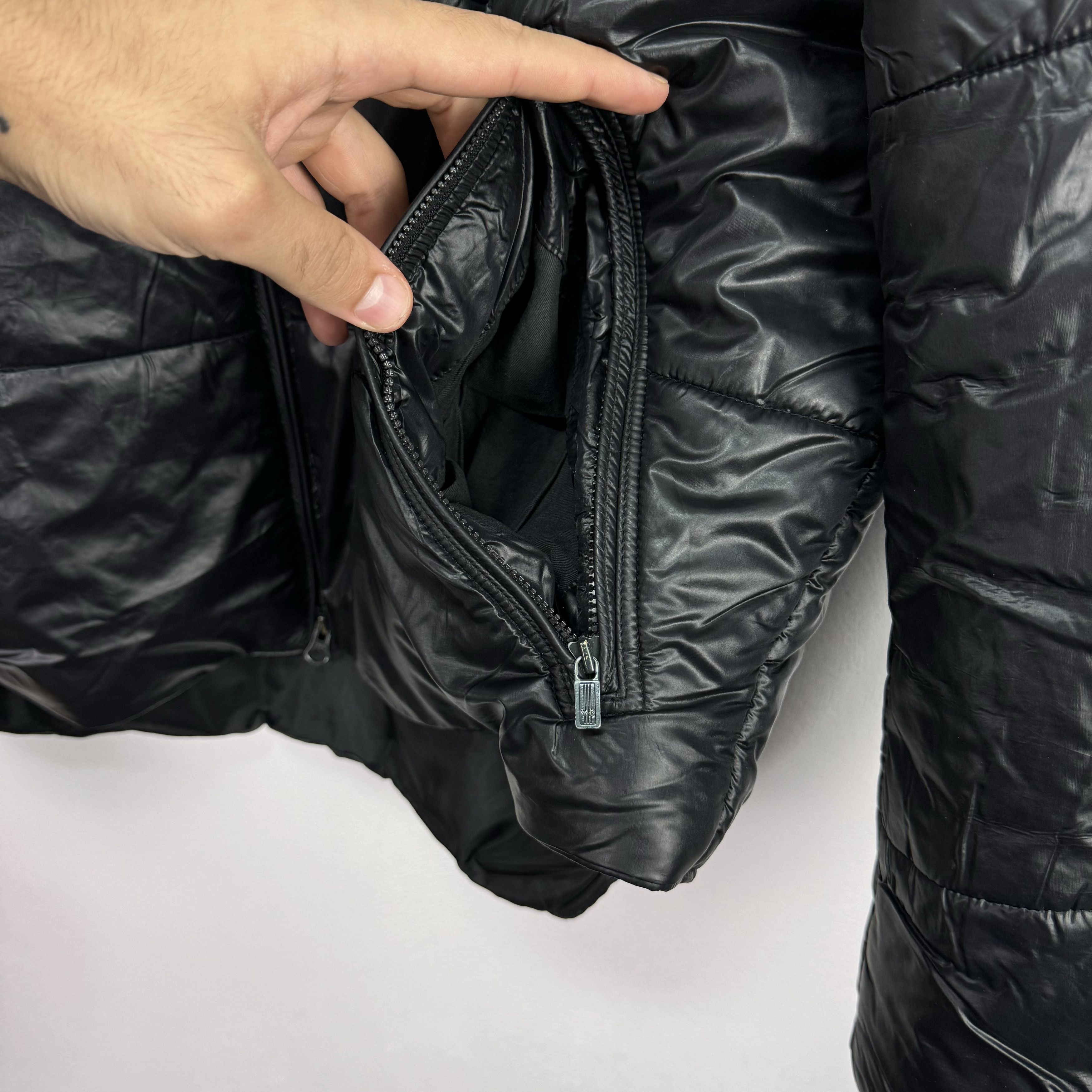 Adidas × Y-3 × Yohji Yamamoto ADIDAS Y-3 YOHJI YAMAMOTO HOODED DOWN BLACK METALLIC JACKET Size US XL / EU 56 / 4 - 4 Thumbnail