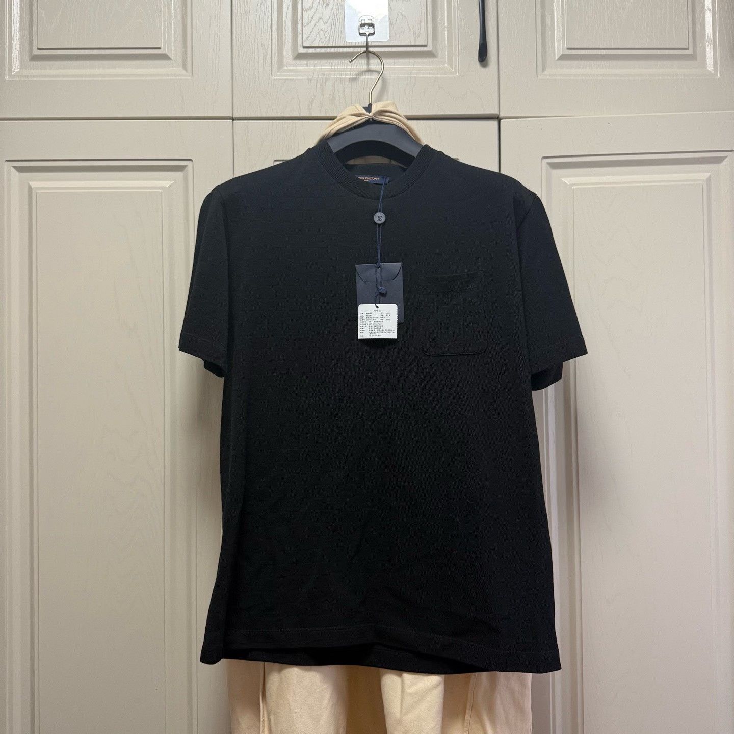 Louis Vuitton Louis Vuitton Checkered Print Crew Neck Tee Size US L / EU 52-54 / 3 - 1 Thumbnail