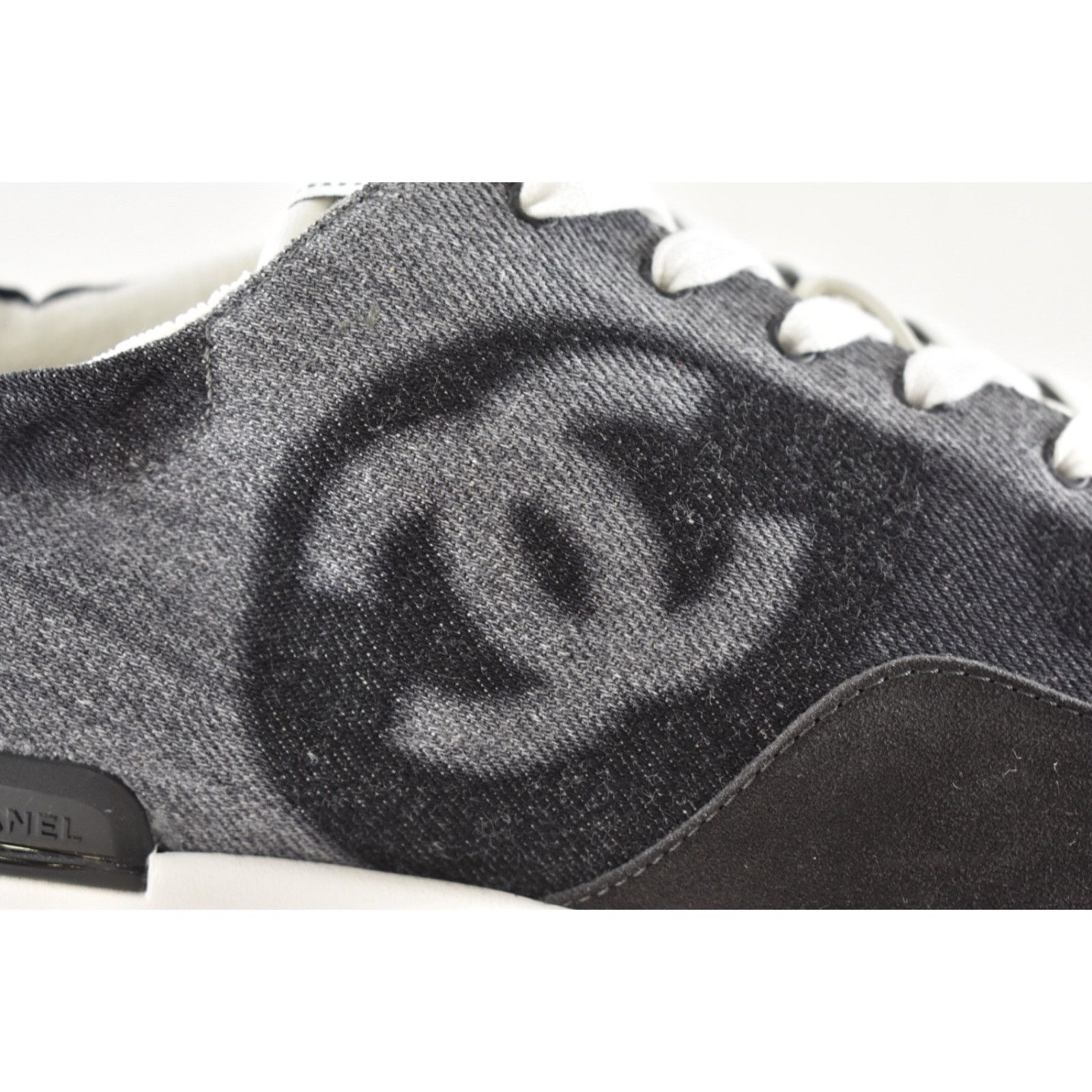 Chanel Mens Denim CC Logo Lace Up Low Top Trainer Sneaker Size US 11 / EU 44 - 3 Thumbnail
