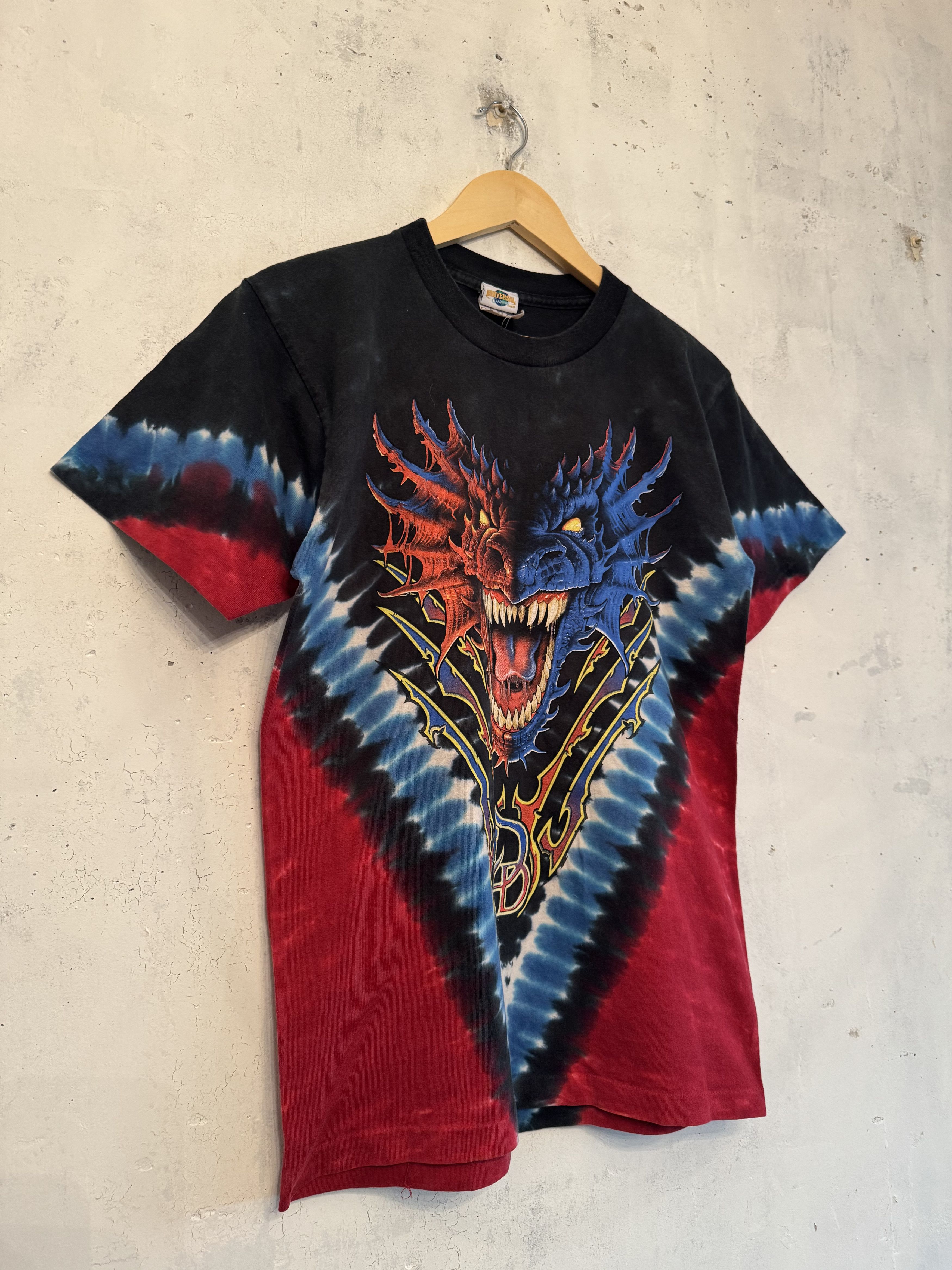 Universal Studios Vintage 90s Dueling Dragons Universal Studios T-Shirt Size US S / EU 44-46 / 1 - 4 Thumbnail