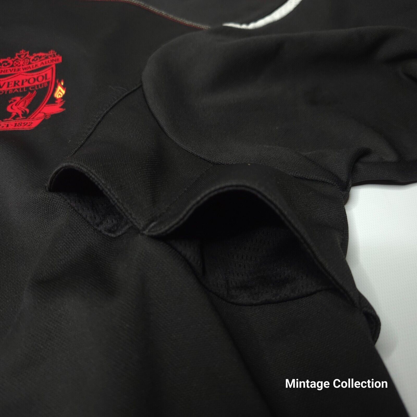 Adidas ADIDAS LIVERPOOL FOOTBALL CLUB SOCCER GOALKEEPER JERSEY XL Size US XL / EU 56 / 4 - 9 Thumbnail