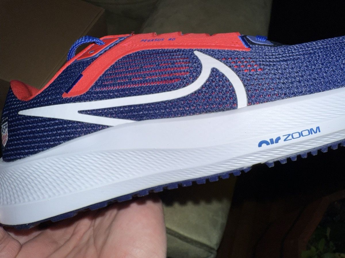 Nike Nike Air Zoom Pegasus 40 “USA USWNT” NEW w/ BOX! size 9 mens Size US 9 / EU 42 - 16 Thumbnail