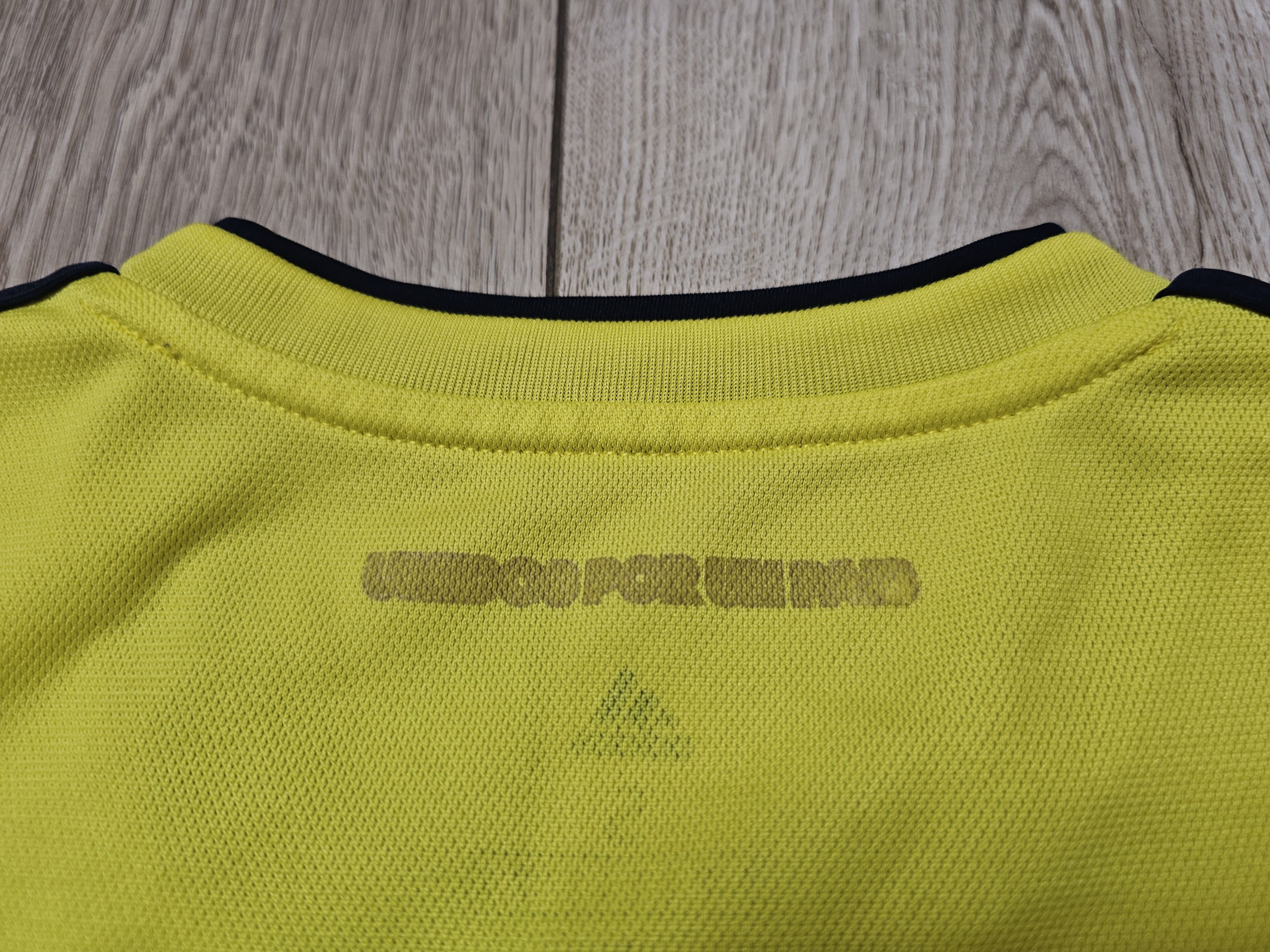 Adidas COLOMBIA 2018 2019 HOME FOOTBALL SHIRT SOCCER JERSEY Size US S / EU 44-46 / 1 - 5 Thumbnail