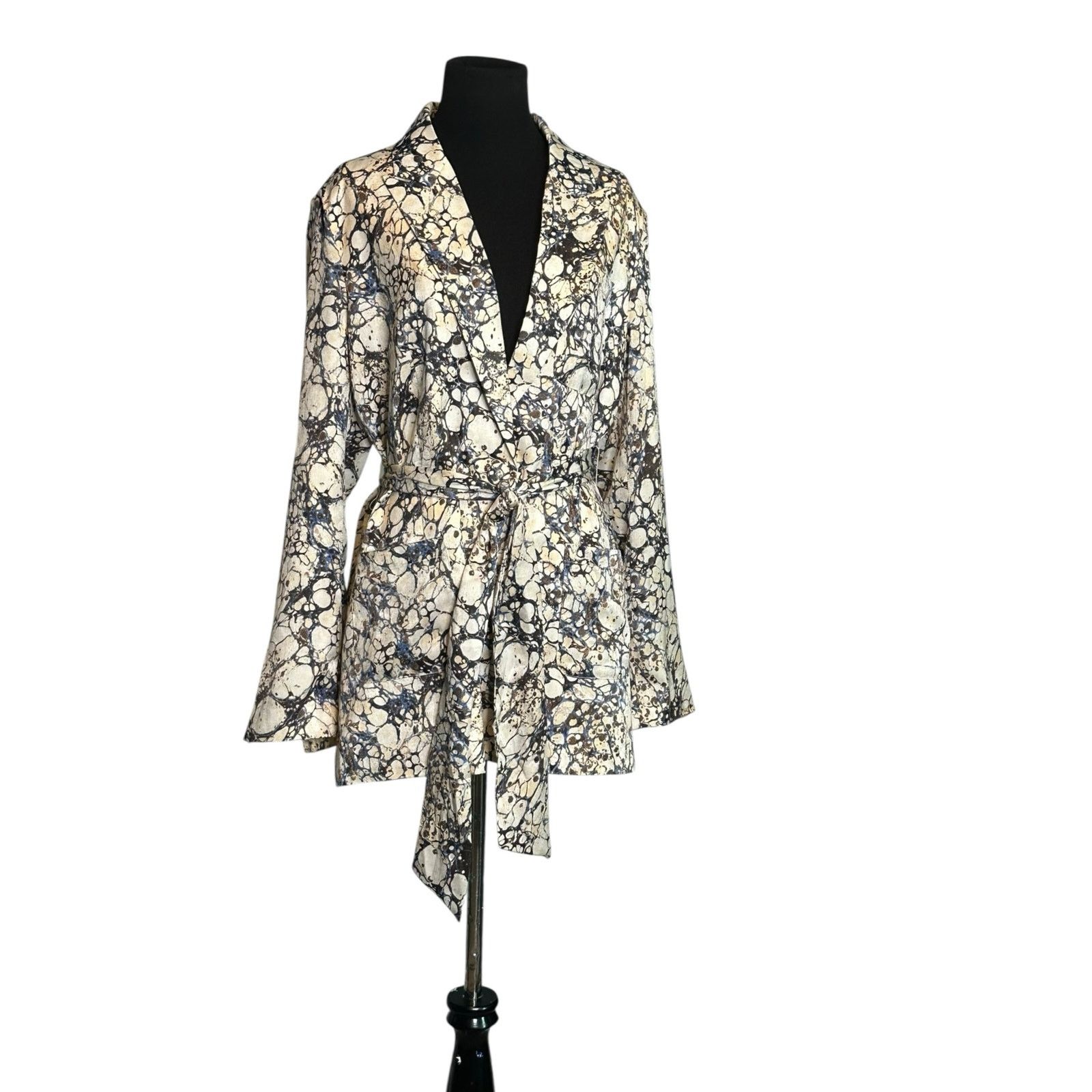 Forever 21 Forever 21 long sleeves belted blazer coat size Medium Size M / US 6-8 / IT 42-44 - 12 Thumbnail