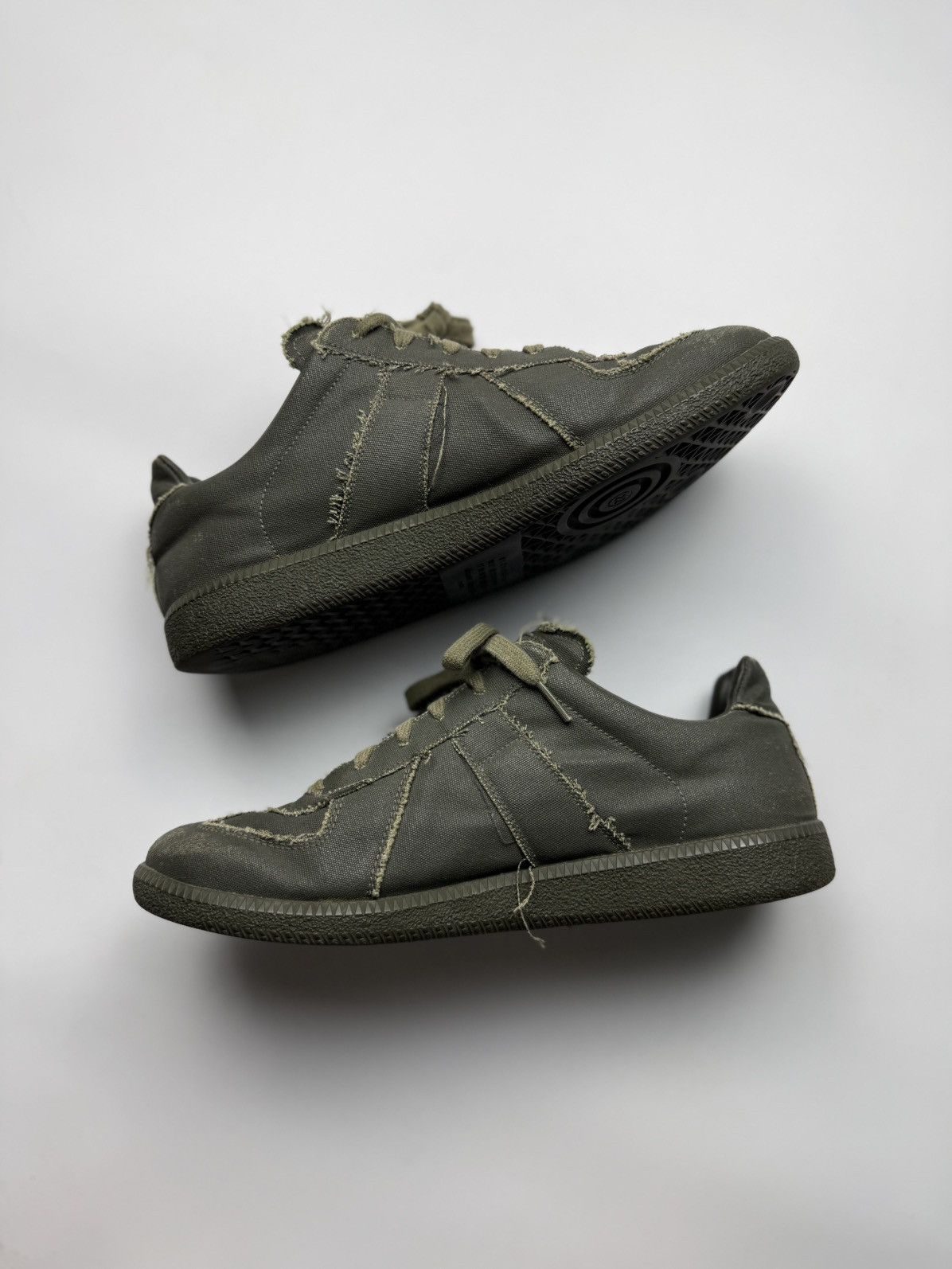 Maison Margiela Maison Margiela Gats Distressed Olive Green Size US 9 / EU 42 - 3 Thumbnail
