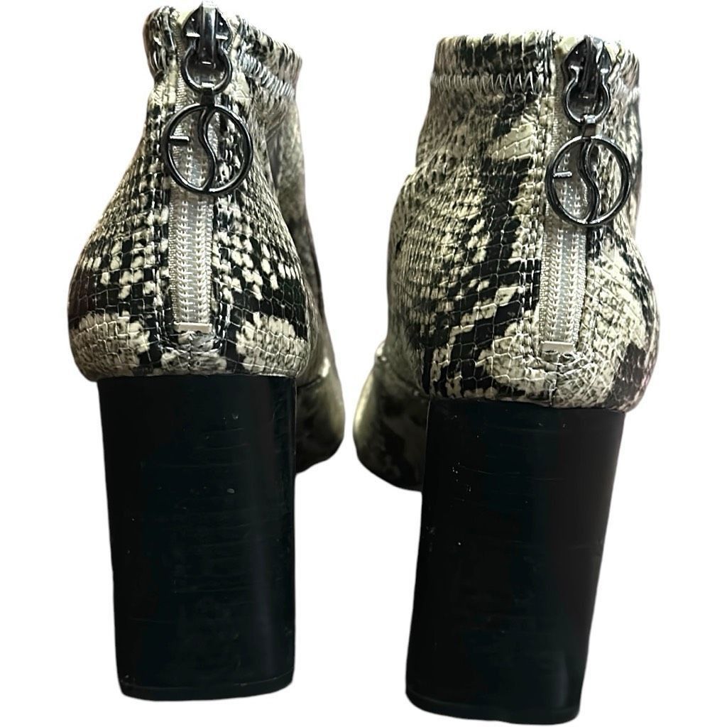 Steve Madden FRANCO SARTO Shoes Heels Kortney Roccia SY Ankle Bootie Boot Size US 8.5 / IT 38.5 - 7 Thumbnail