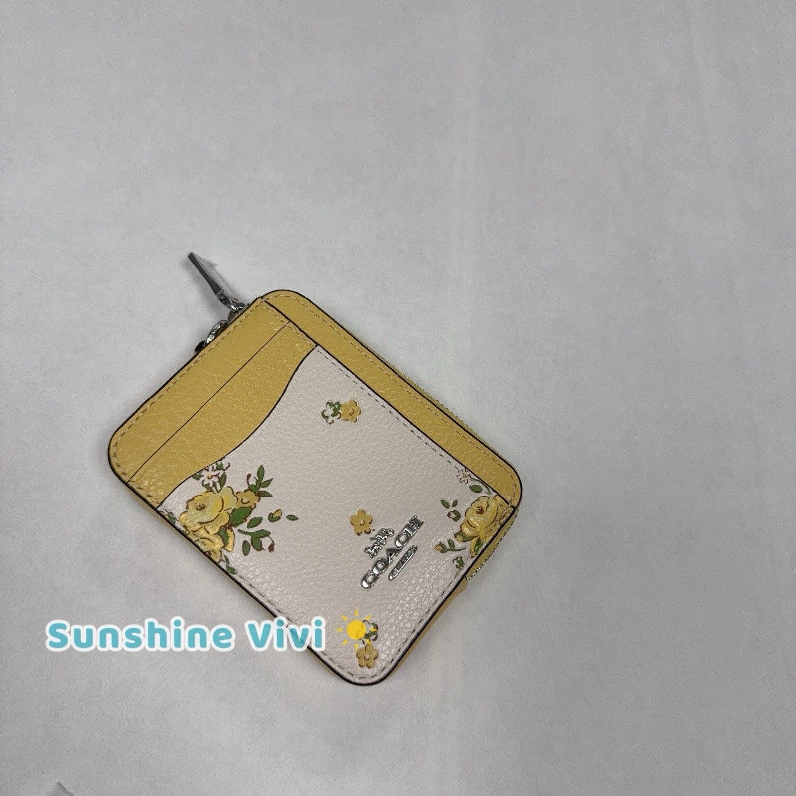 Coach NWT Coach Zip Card Case Signature Canvas Floral CAU44 Chalk Size ONE SIZE - 2 Thumbnail