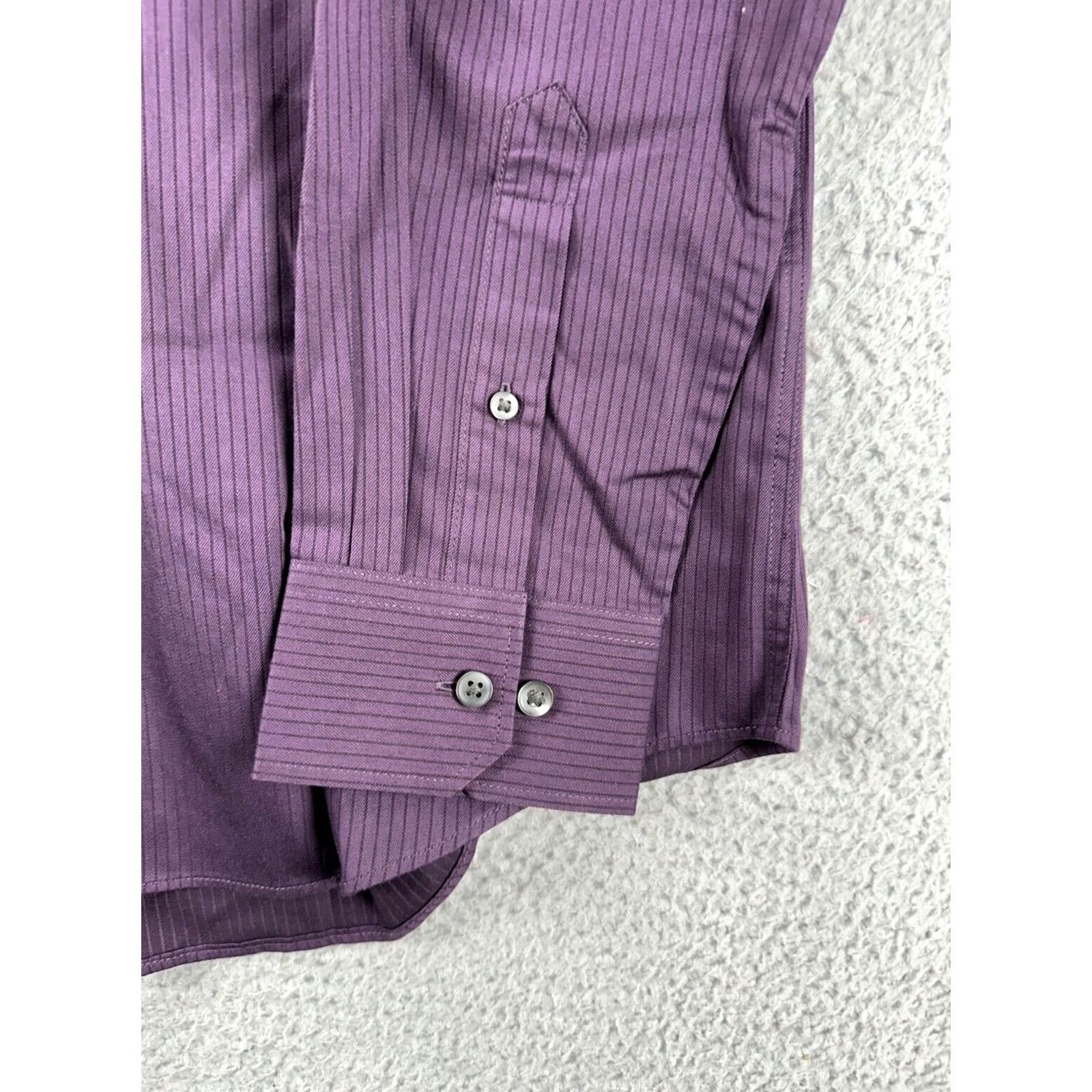 Van Heusen VINTAGE? No. Actually: Van Heusen Dress Shirt Men 15-15.5 Purple Striped Button-Up Shirt Adult Medium NEW Size 40R - 7 Thumbnail