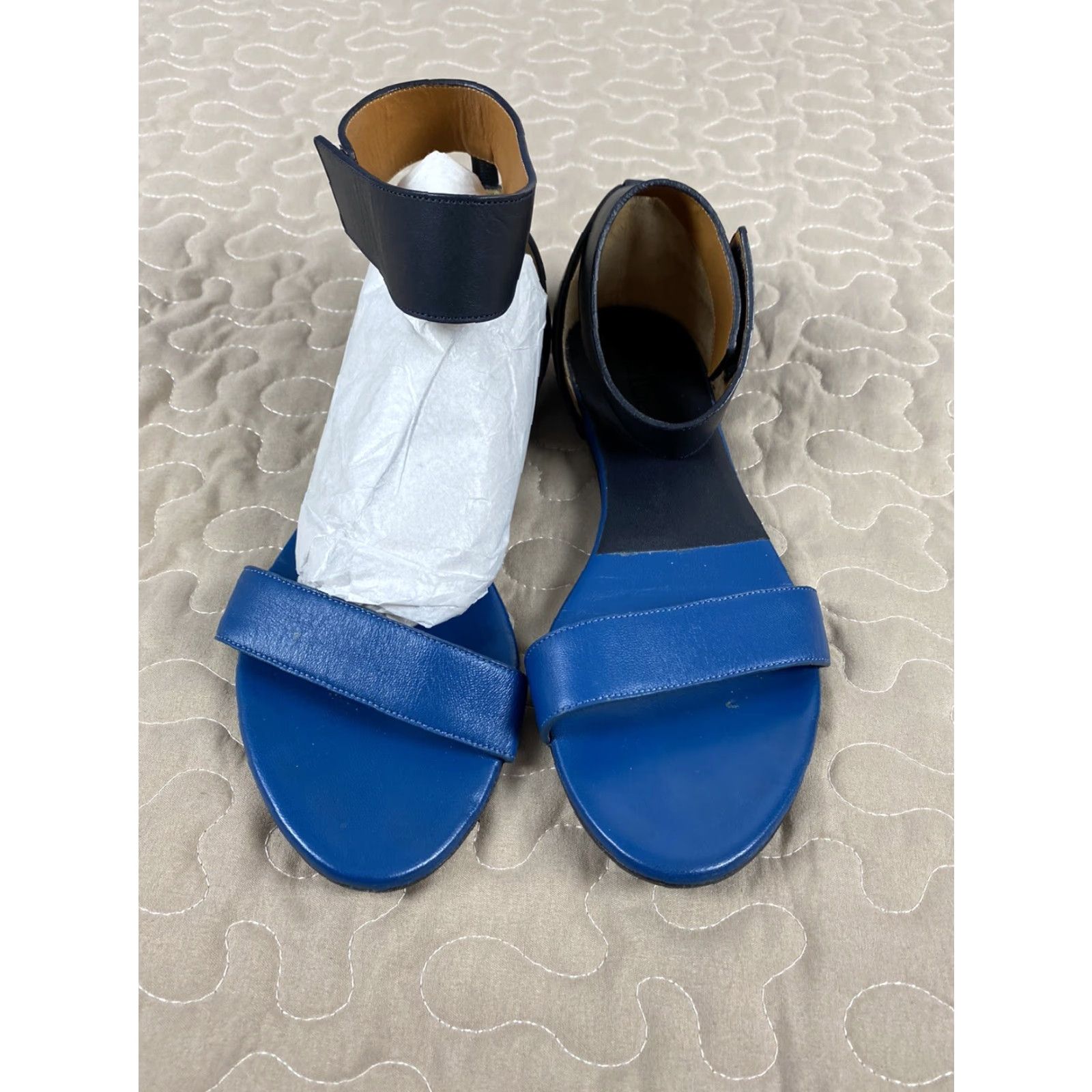 VINTAGE Chloe Womens Sandals Two Tone Blue Ankle Strap Flats Sz 37 US 7  Aqua Women