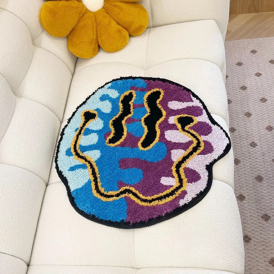 Designer × Japanese Brand Tufted Magic Trippy Smiling Face Rug 90x90cm Size ONE SIZE - 2 Thumbnail