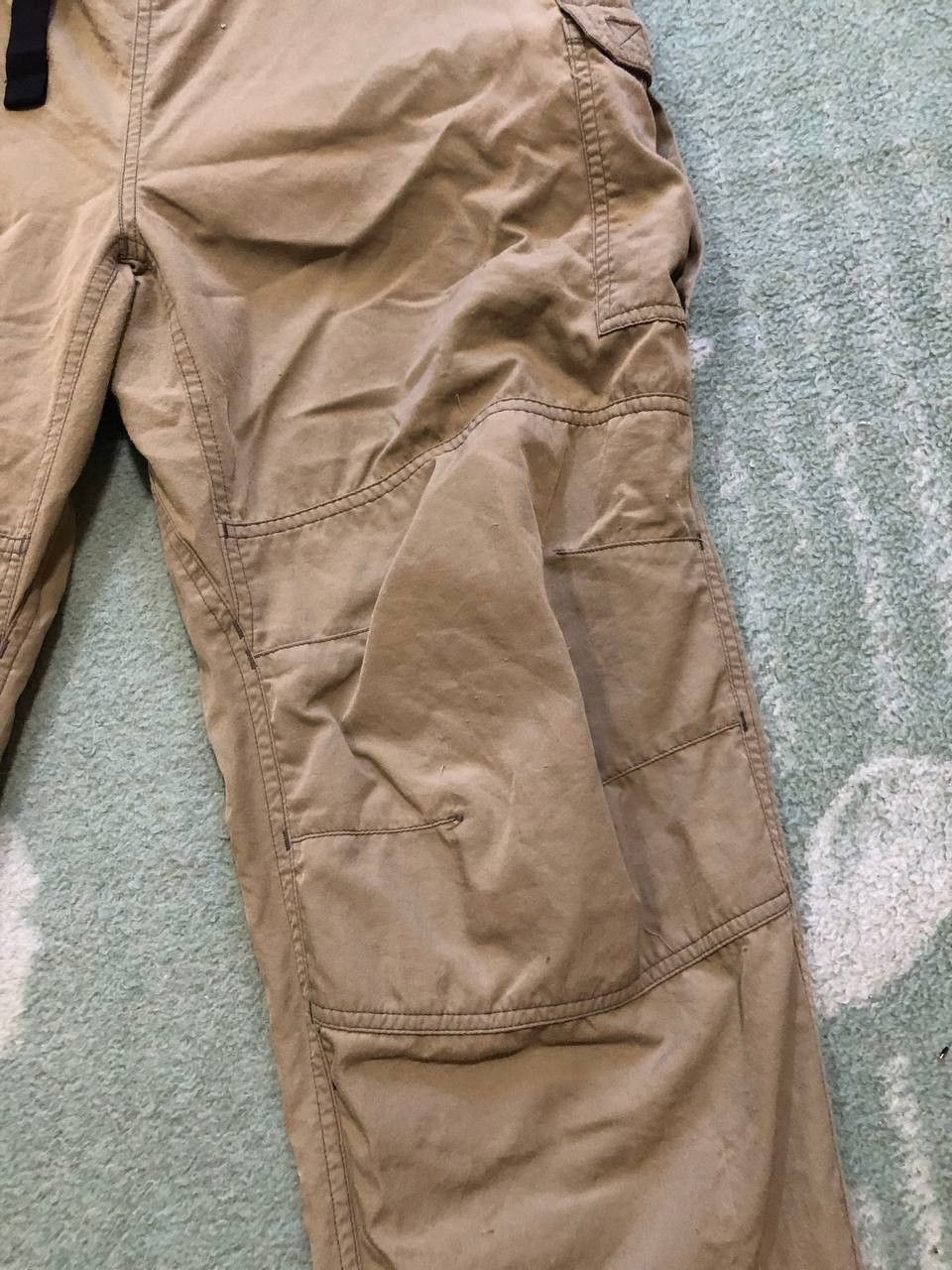 The North Face The North Face vintage beige casual pants Y2K logo TNF Size US 34 / EU 50 - 7 Thumbnail