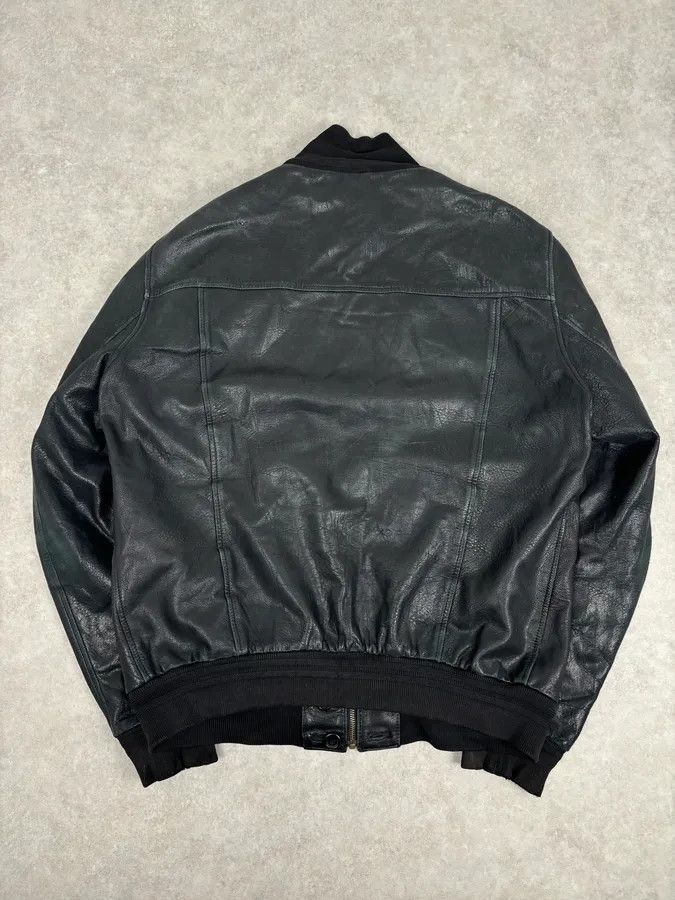 Yves Saint Laurent 2000s Yves Saint Laurent Black Leather Logo Bomber Jacket Size US L / EU 52-54 / 3 - 5 Thumbnail