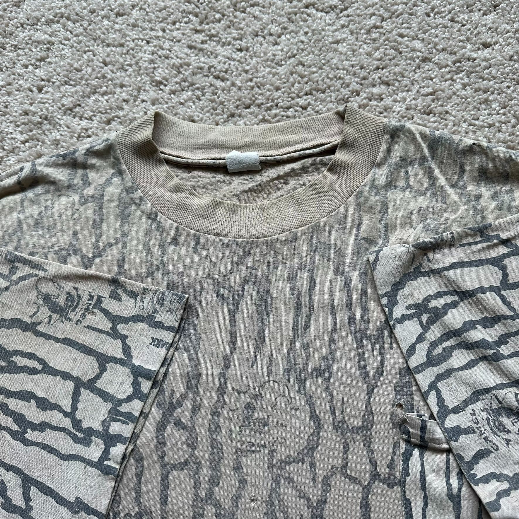 Vintage Vintage 80s Camel TreBark Camo T-Shirt Single Stitch Grunge Size US XL / EU 56 / 4 - 3 Thumbnail
