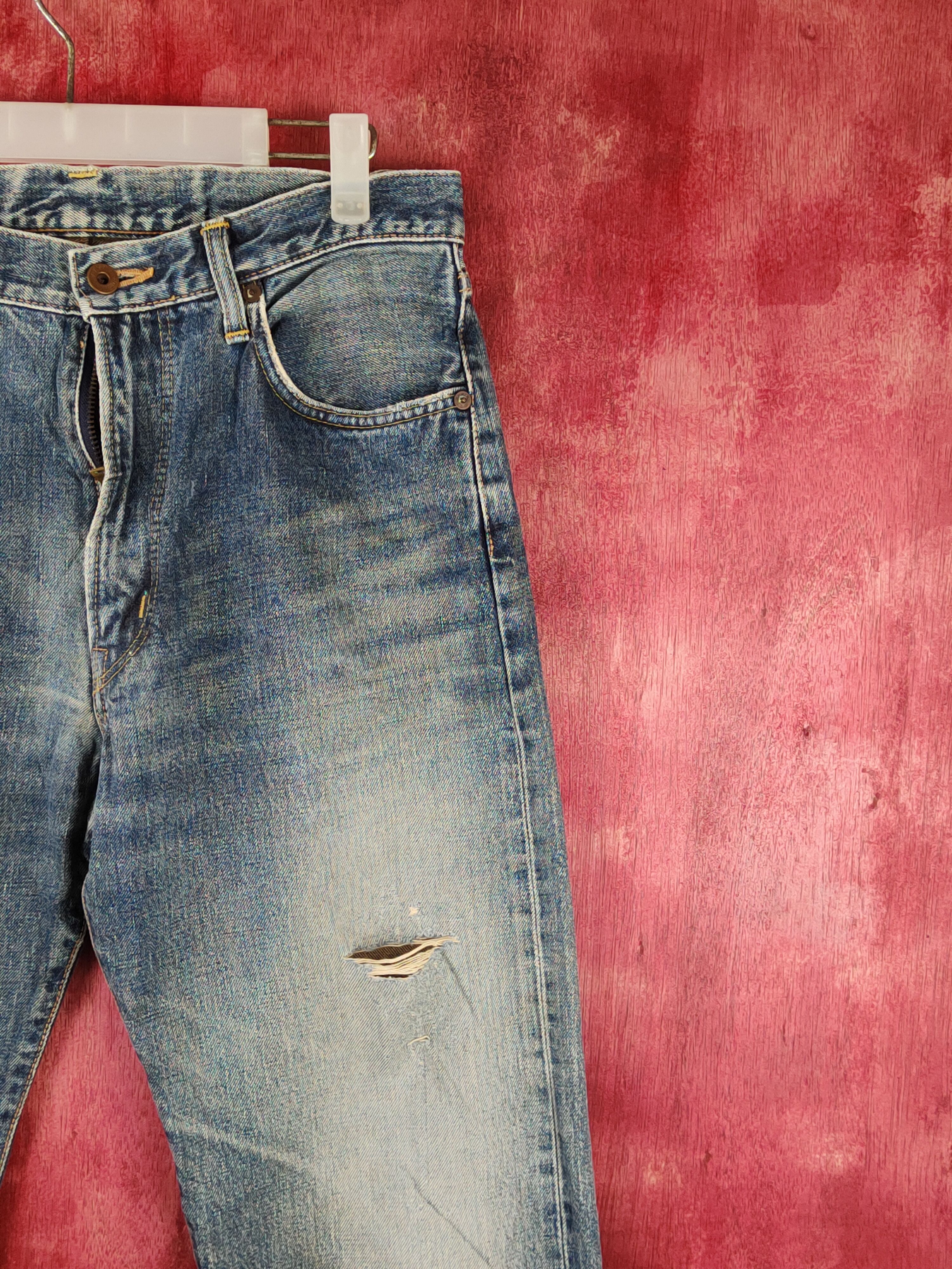 Edwin Edwin Dark Blue Faded distressed ripped jeans Denim #S1607 Size US 31 - 5 Thumbnail