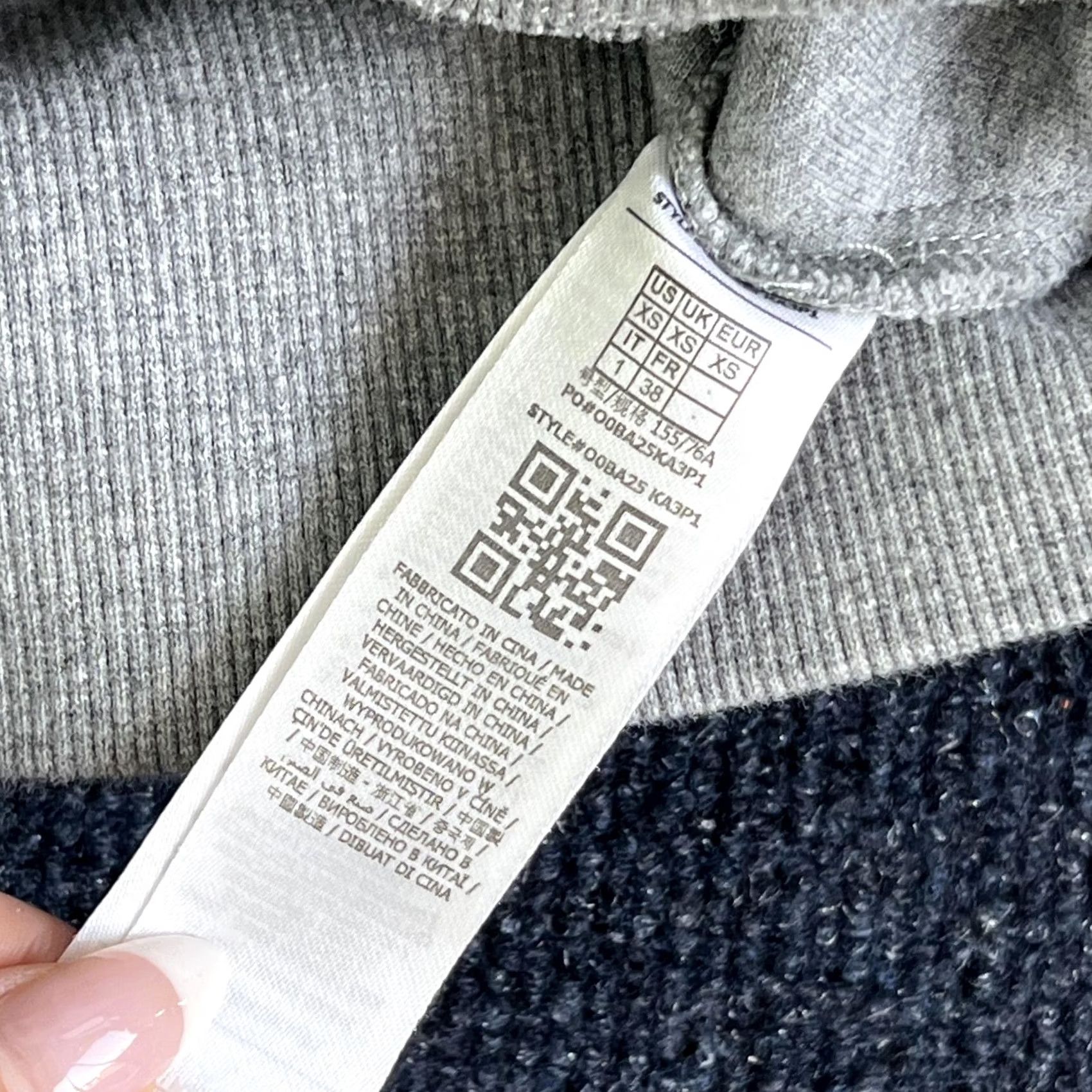 Guess GUESS Sweatshirt Womens XS Gray Cropped Logo Tape Crewneck Fleece Pullover Size XS / US 0-2 / IT 36-38 - 5 Thumbnail