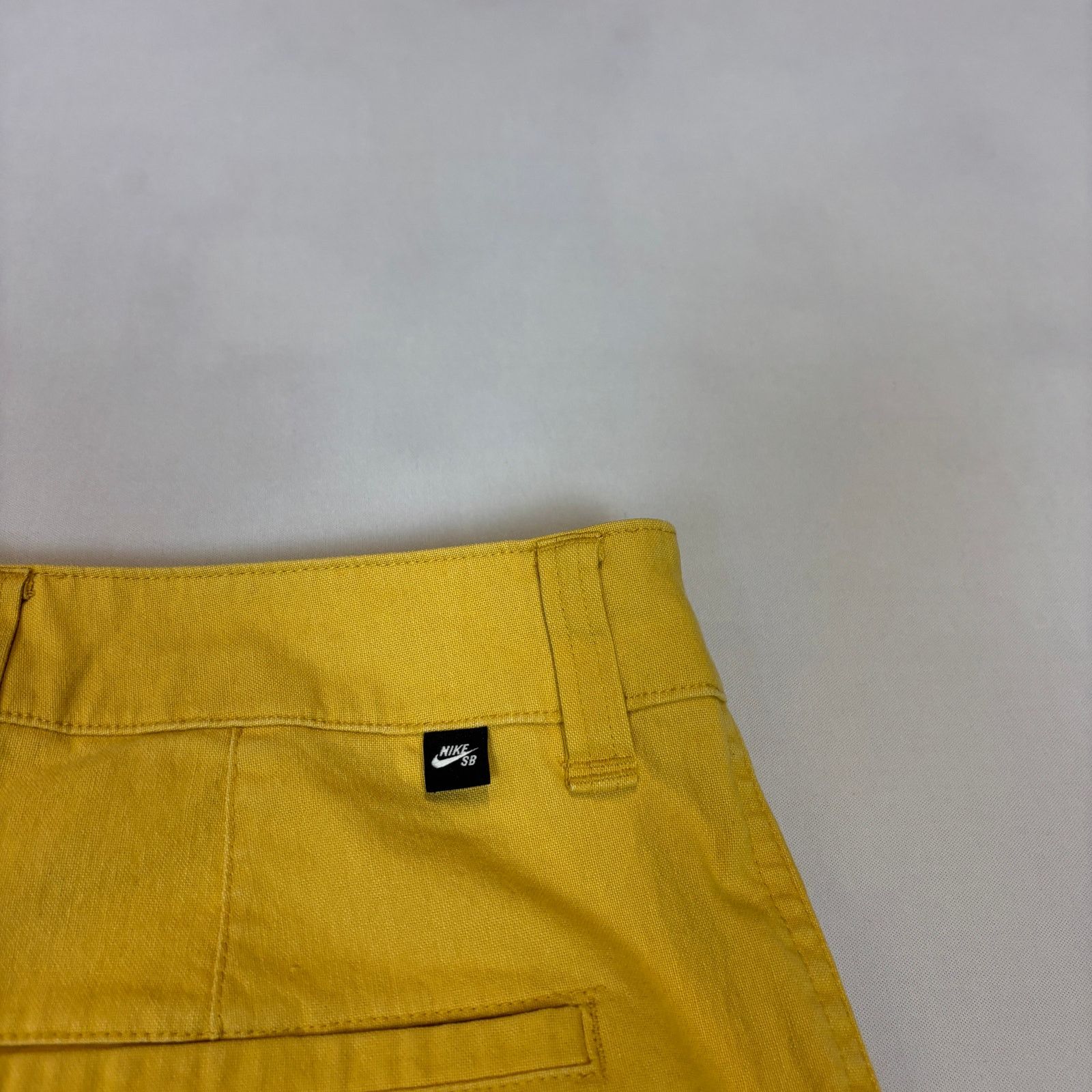 Nike Nike SB Loose Fit Skate Chino Pants Sanded Gold Men's 32x29 Size US 32 / EU 48 - 4 Thumbnail