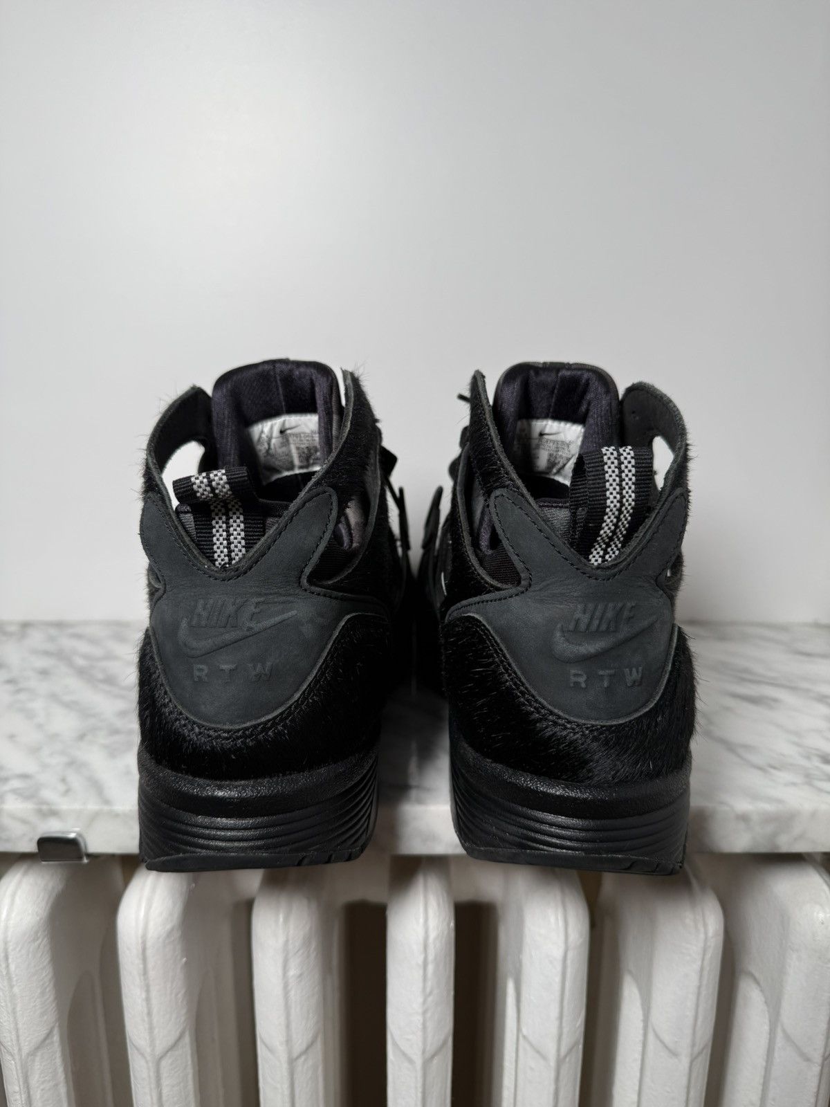 Corteiz × Nike Nike x Corteiz Huarache Size US 10.5 / EU 43-44 - 4 Thumbnail