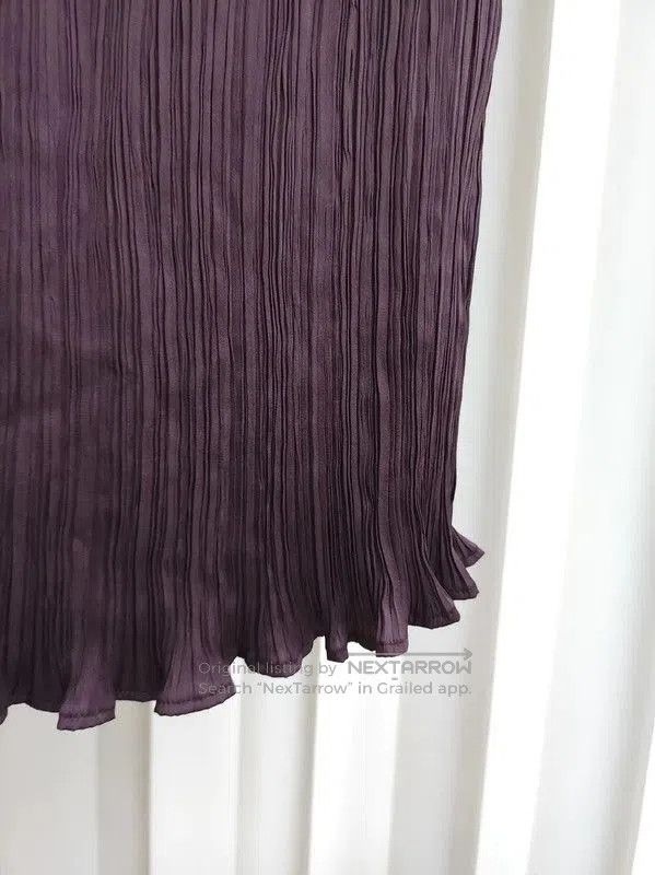 Max Mara MaxMara Pleated Midi Skirt in Deep Purple . Size 23" - 4 Thumbnail