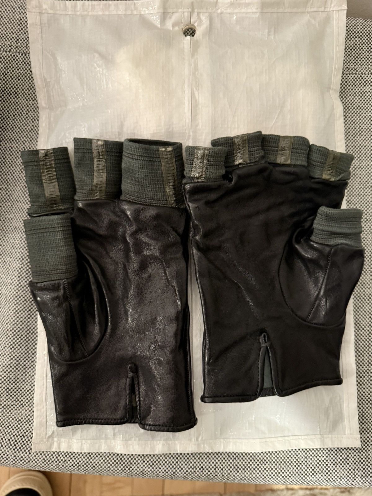 Carol Christian Poell Carol Christian Poell gloves Size ONE SIZE - 2 Thumbnail