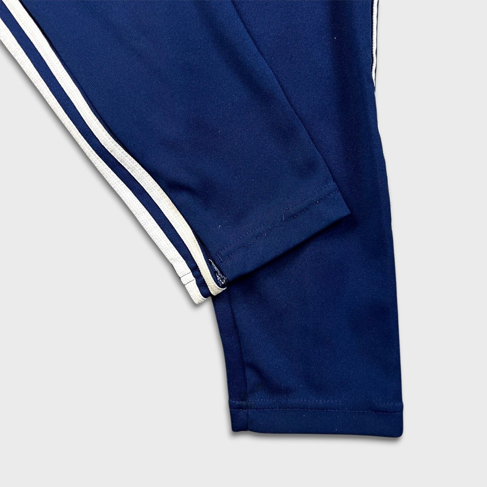 Adidas × Vintage Adidas Track Pant Small Essentials Stripe Training Athletic Size US 26 / EU 42 - 9 Thumbnail