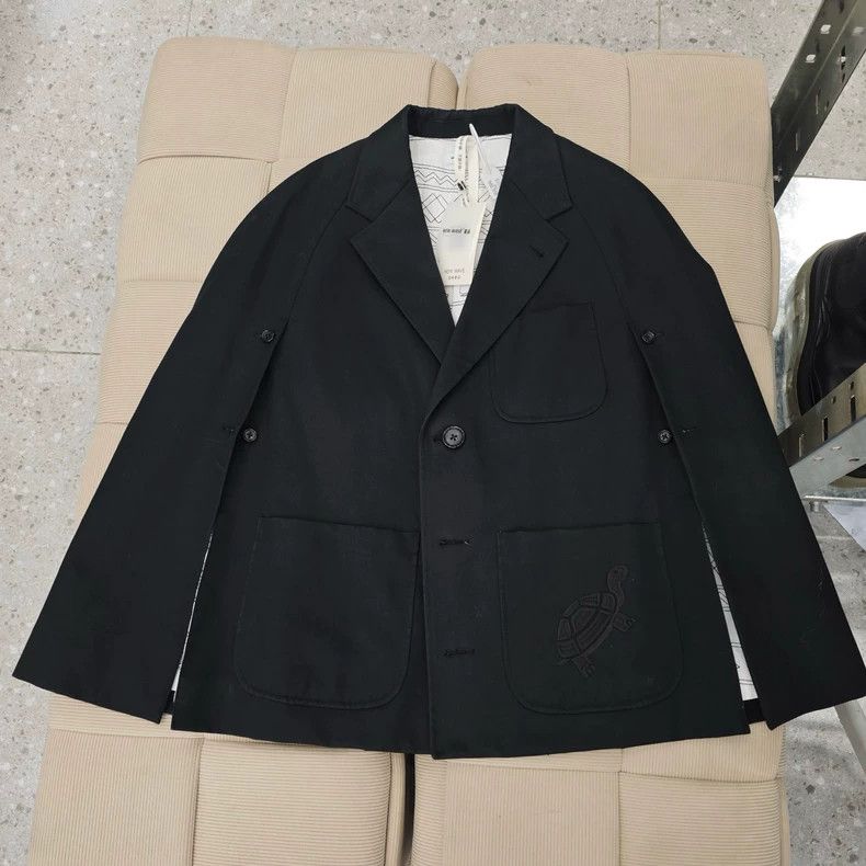 Thom Browne Thom Browne size0 Black cotton turtle whale embroidered sui Size 36S - 1 Thumbnail