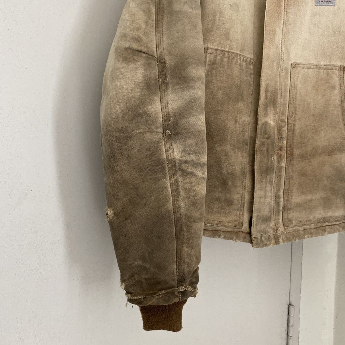 Carhartt Thrashed! VTG 90’s Carhartt Arctic Faded Dirty Work Jacket Size US M / EU 48-50 / 2 - 19 Thumbnail